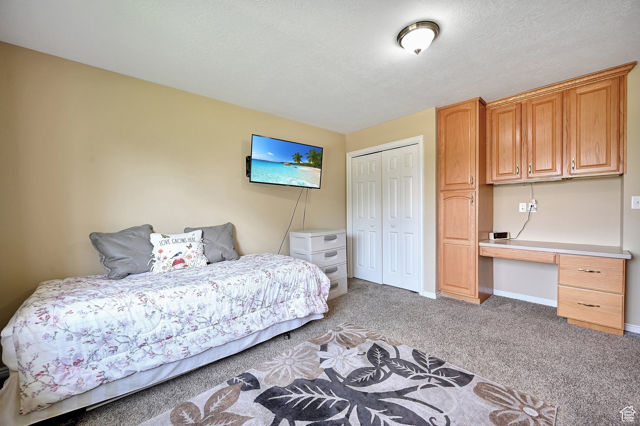 MOUNTAIN VIEW RETIREMENT COMMUNITY - Residential