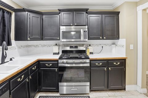 Tiny photo for 4931 S 2825 W, Roy, UT 84067 (MLS # 2153313)