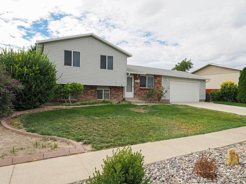 Photo of 3871 W 2925 S, West Valley City, UT 84120 (MLS # 2148891)