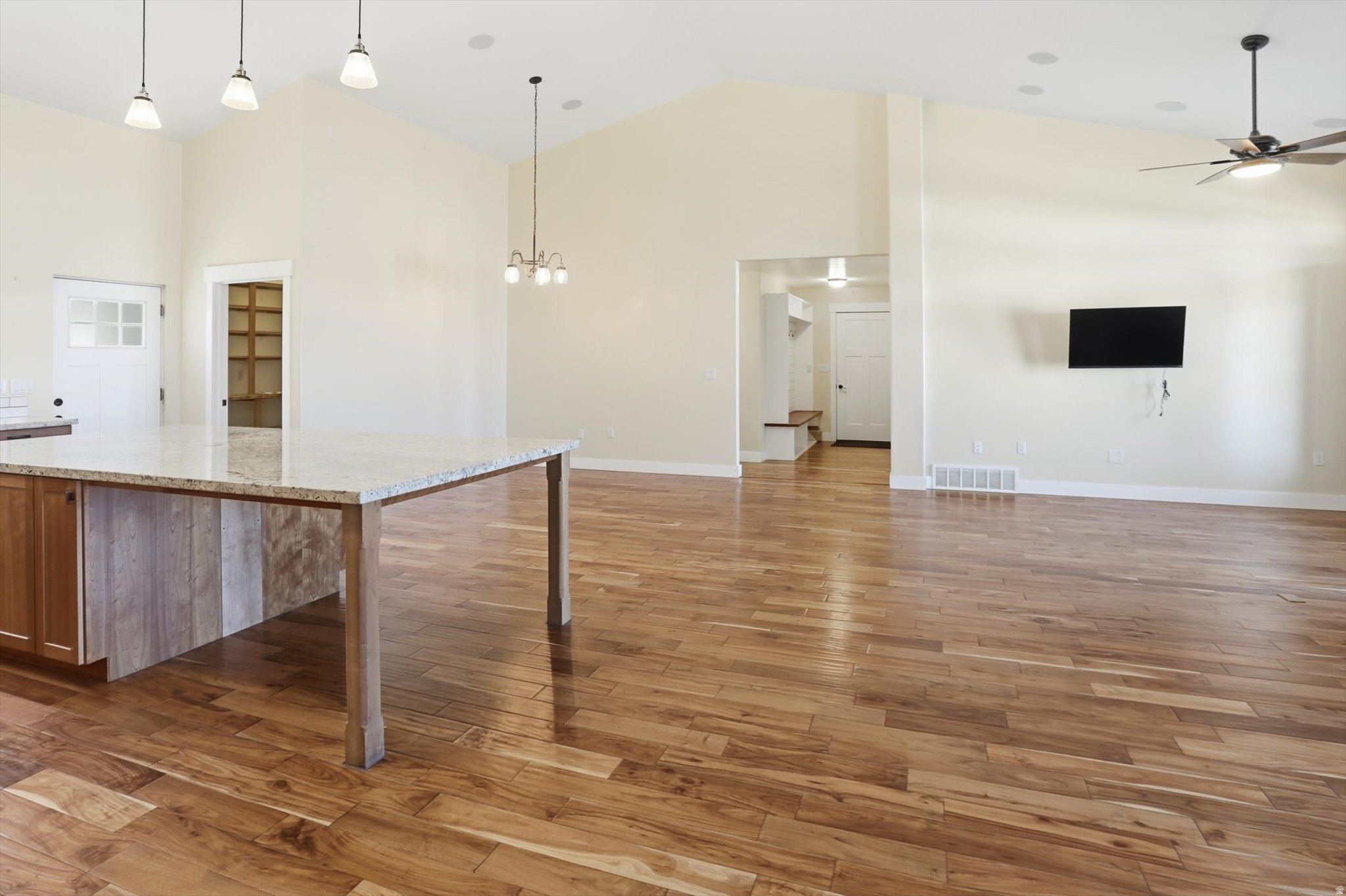 HARBOR BAY PHASE 4 - Residential