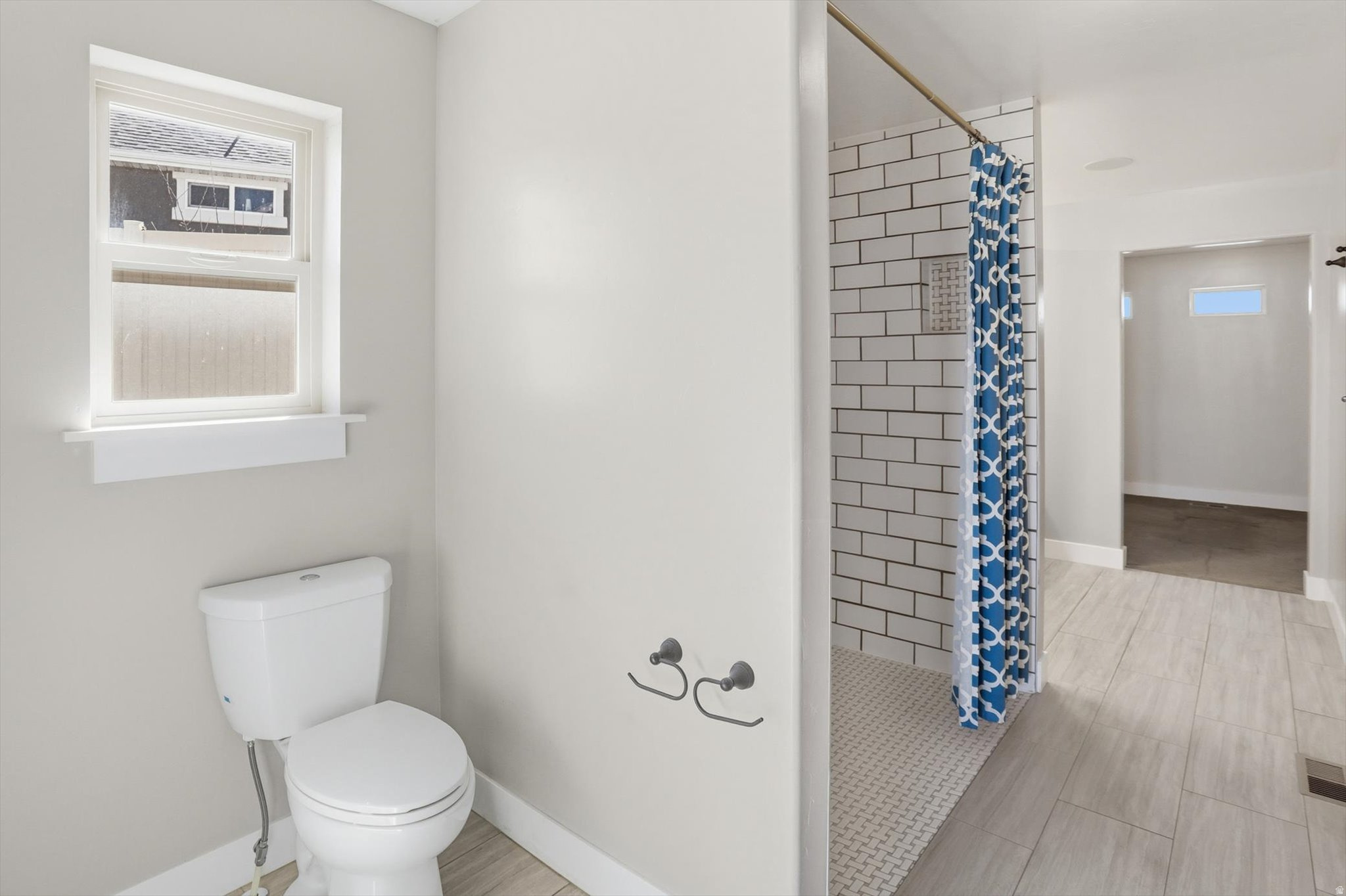 HARBOR BAY PHASE 4 - Residential