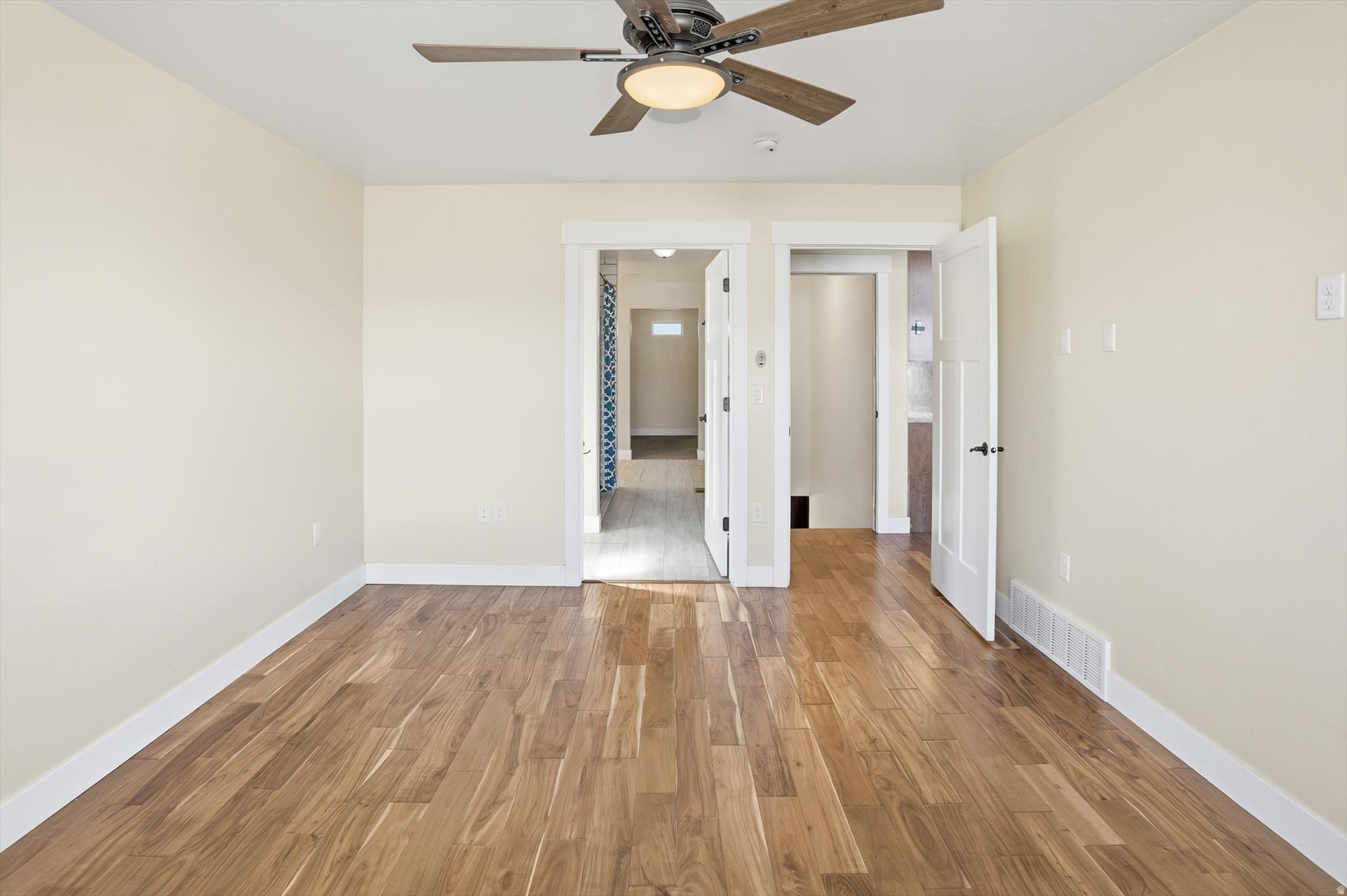 HARBOR BAY PHASE 4 - Residential