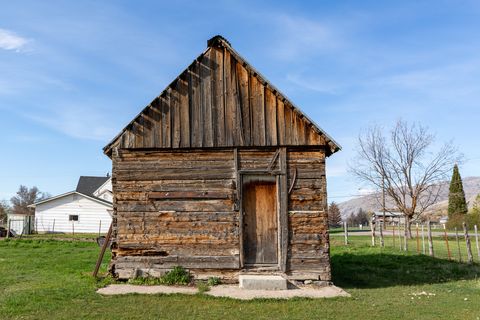 Tiny photo for 9205 S 100 E, Paradise, UT 84328 (MLS # 2146988)