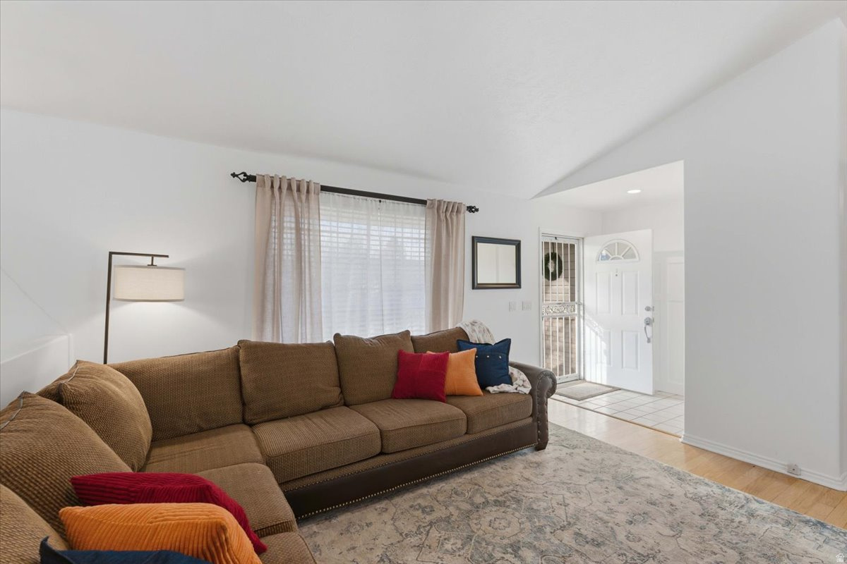 PEBBLEWOOD - Residential