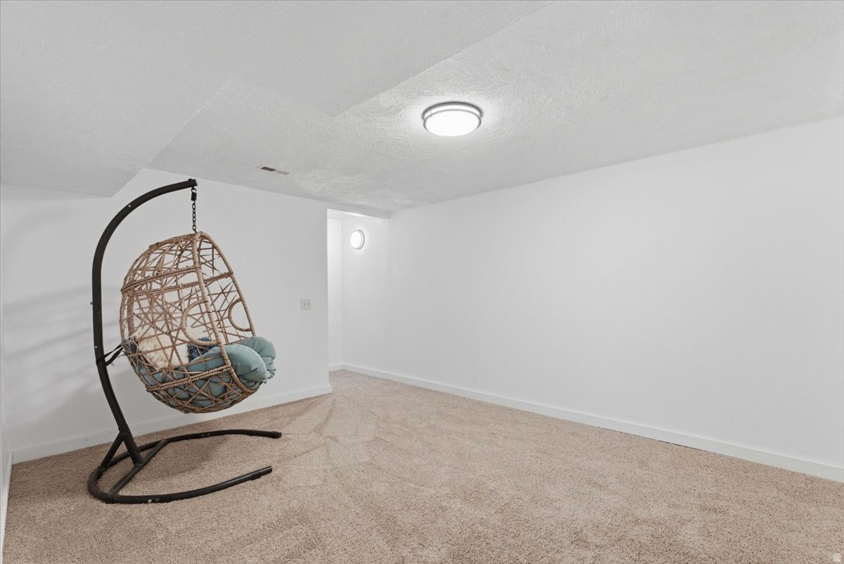 PEBBLEWOOD - Residential