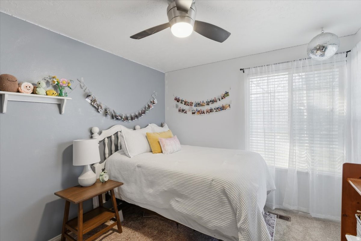 PEBBLEWOOD - Residential