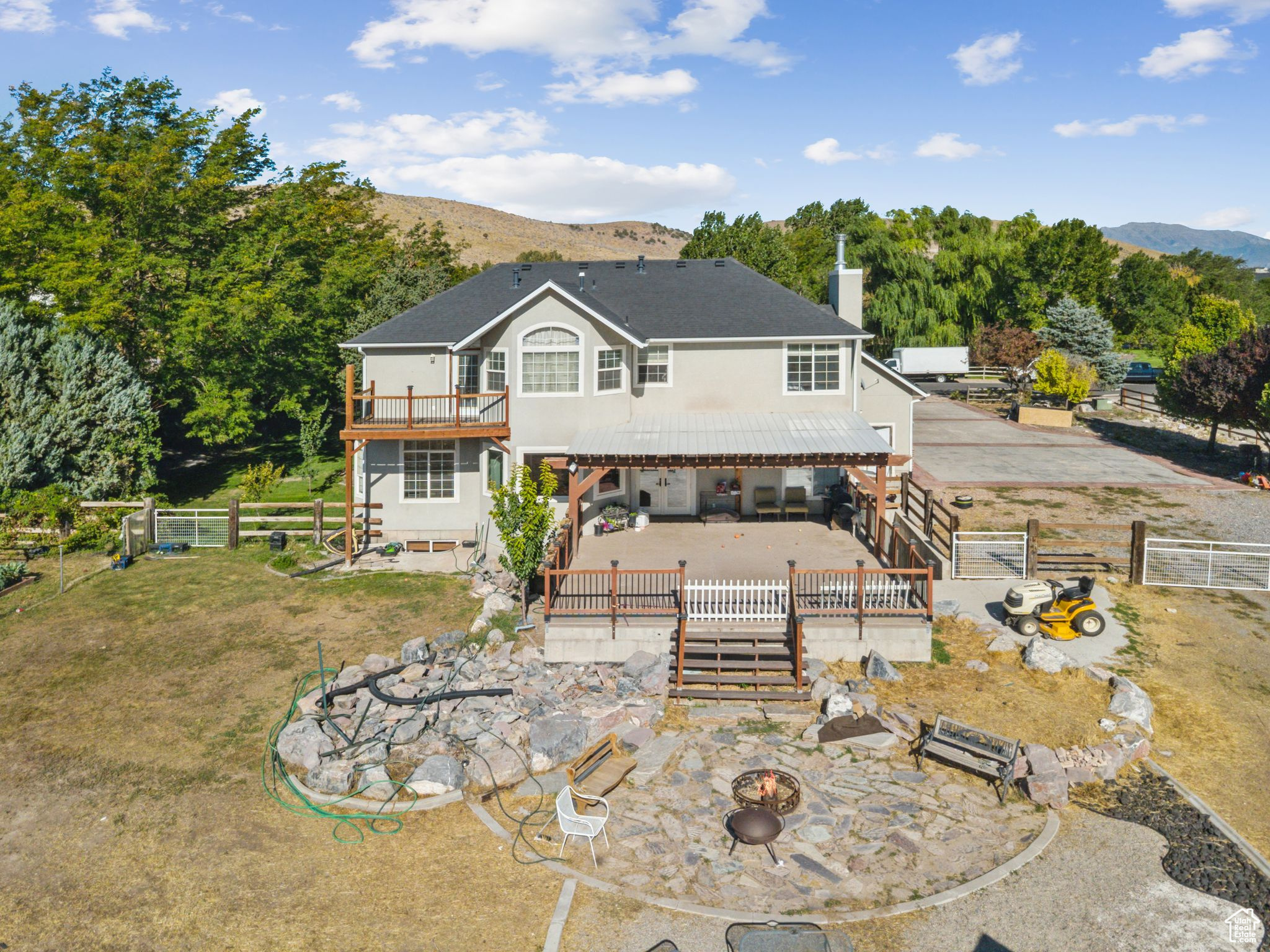 NORTH RANCH - Residential