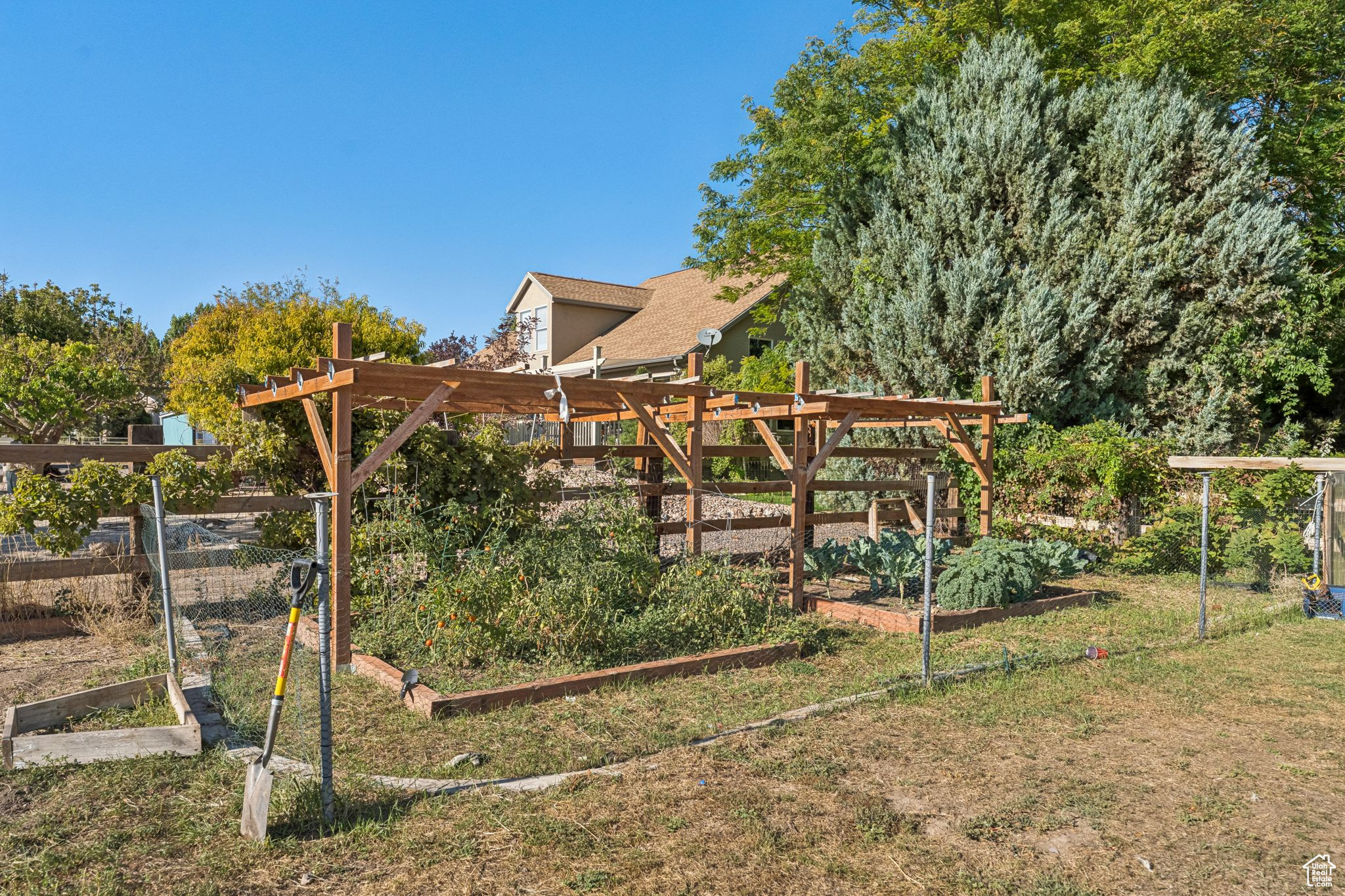 NORTH RANCH - Residential