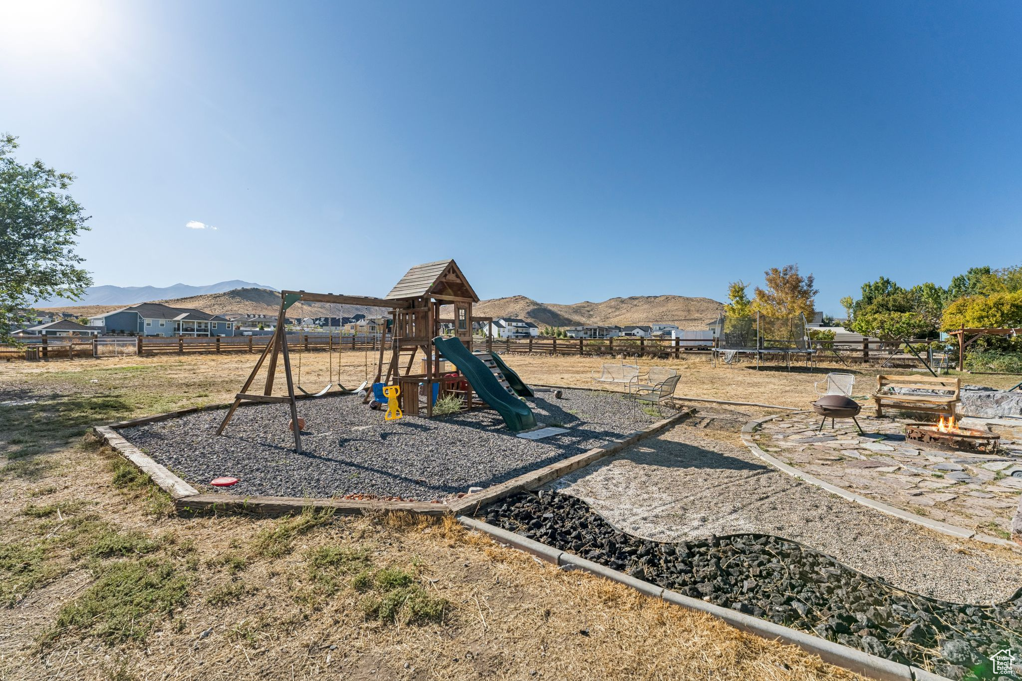 NORTH RANCH - Residential