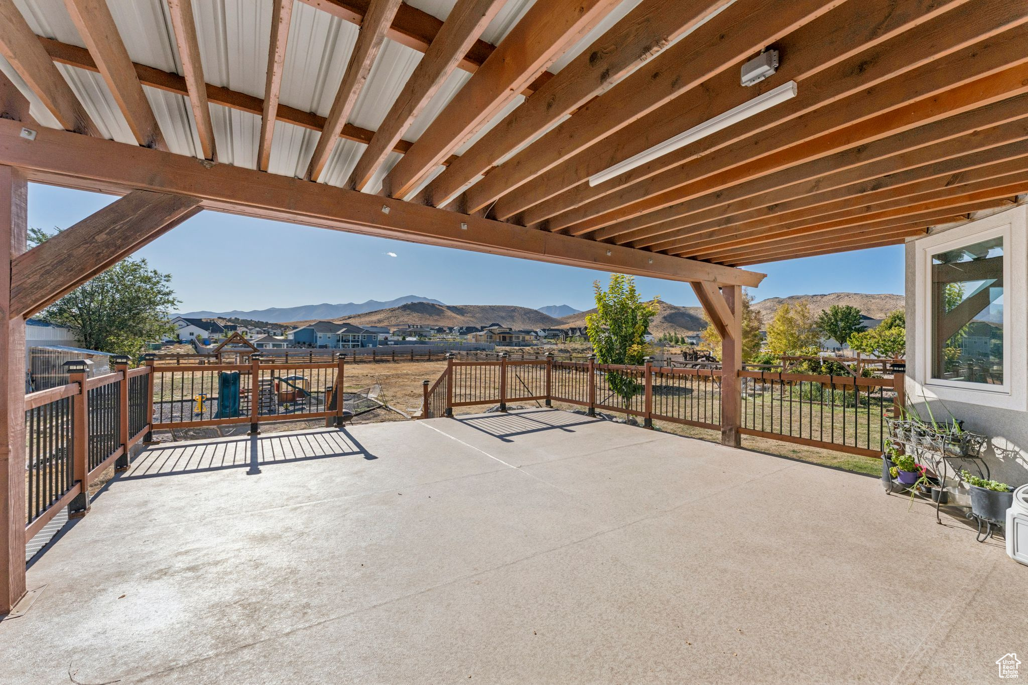NORTH RANCH - Residential
