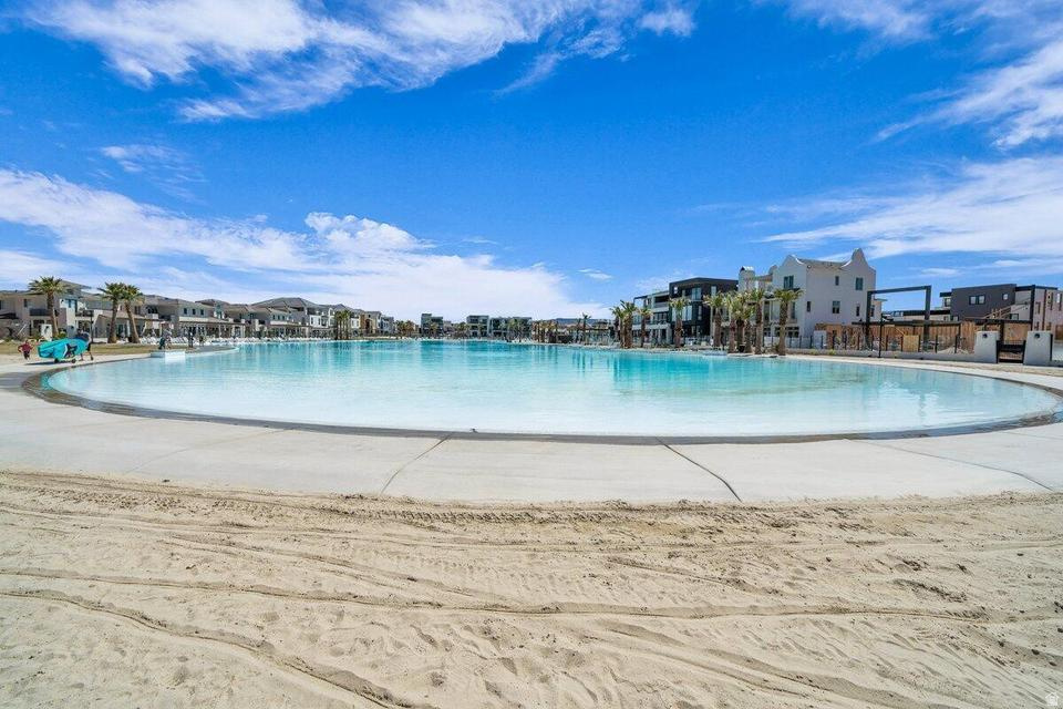 SAGE HAVEN 4 - Residential