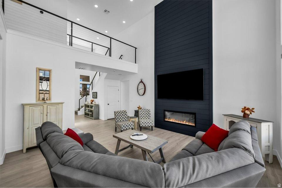 SAGE HAVEN 4 - Residential