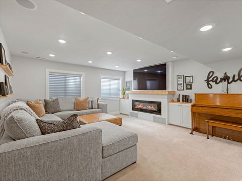 Tiny photo for 169 E BLISS DR, Saratoga Springs, UT 84045 (MLS # 2121309)