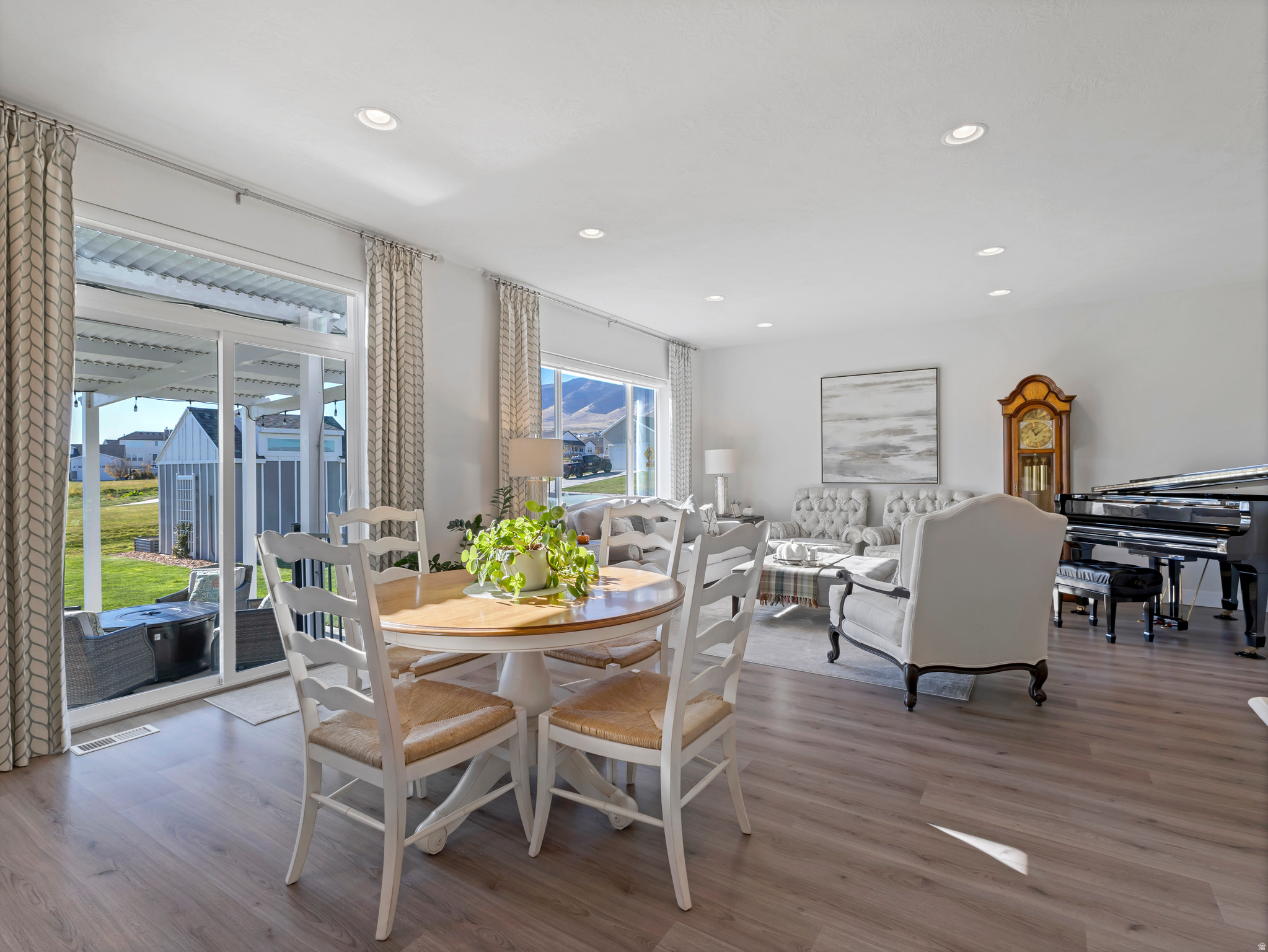 LAKESIDE AT TALONS C - Residential