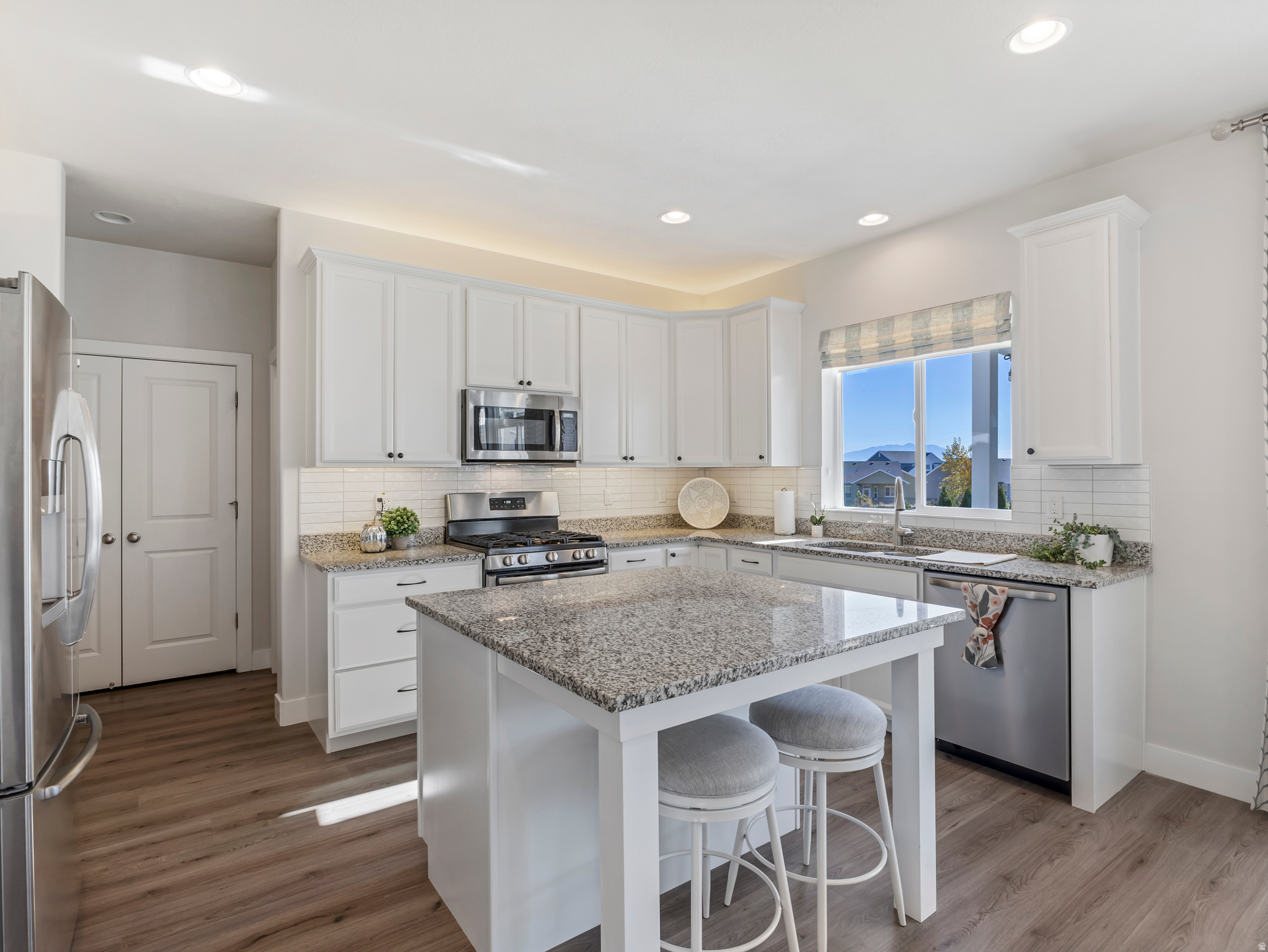 LAKESIDE AT TALONS C - Residential