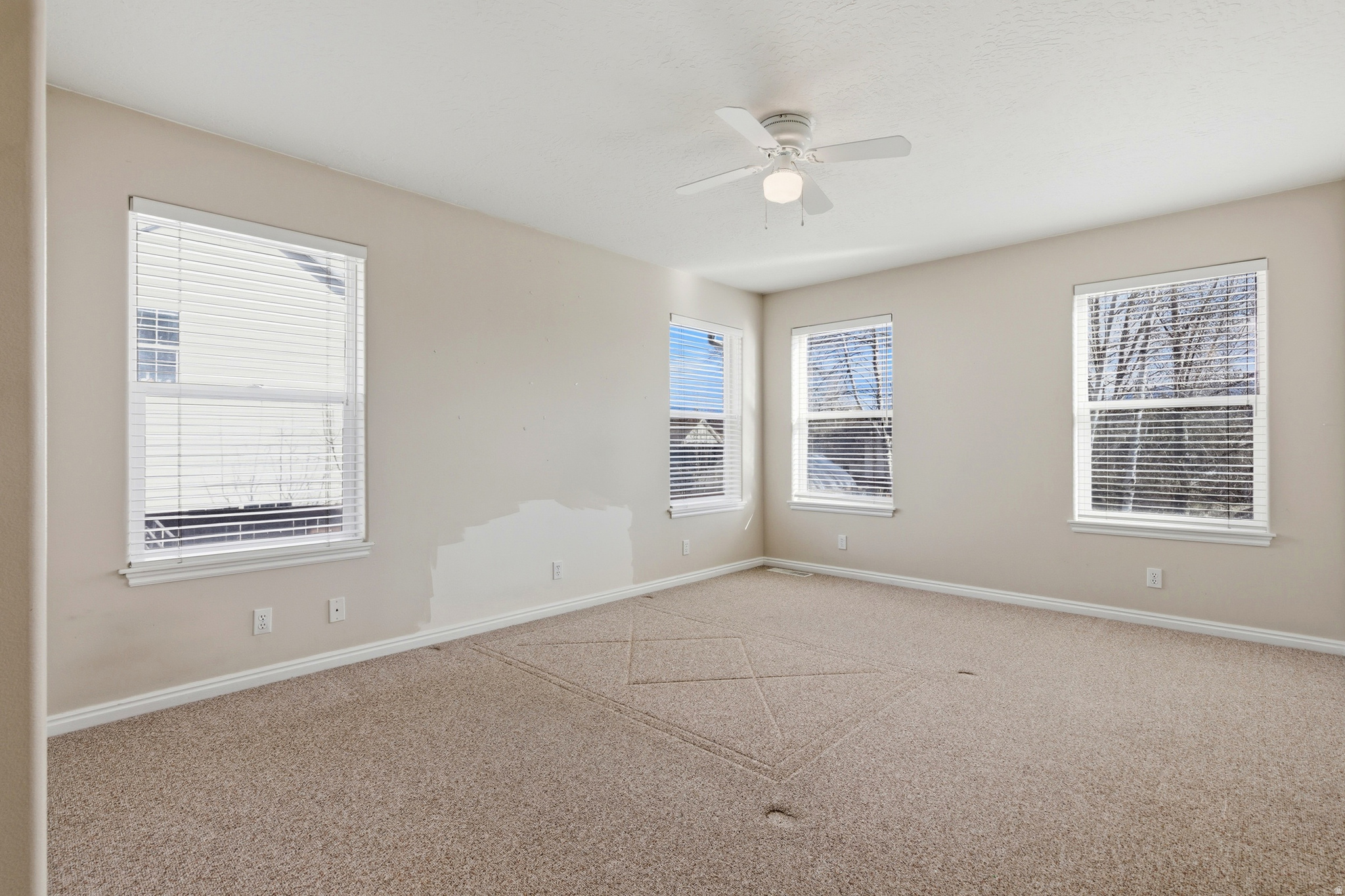 MOUNTAIN VIEW ESTATES - Residential