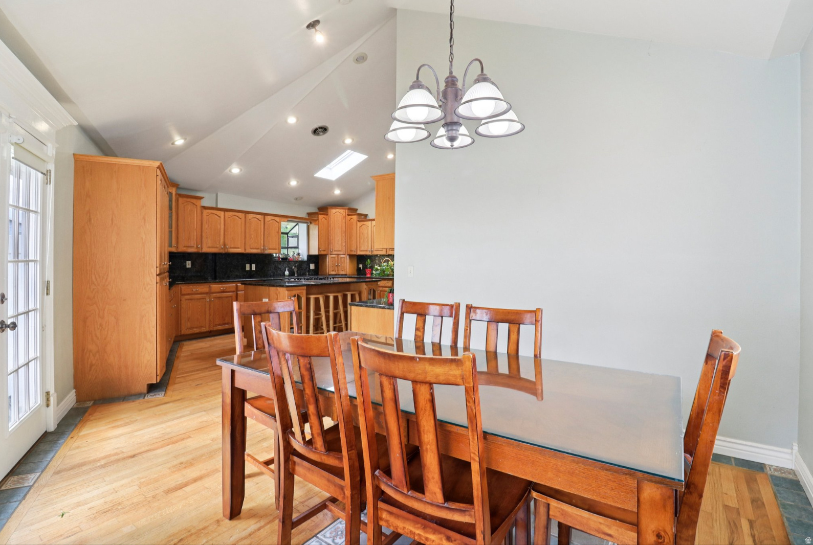 WINDSOR PARK - Residential