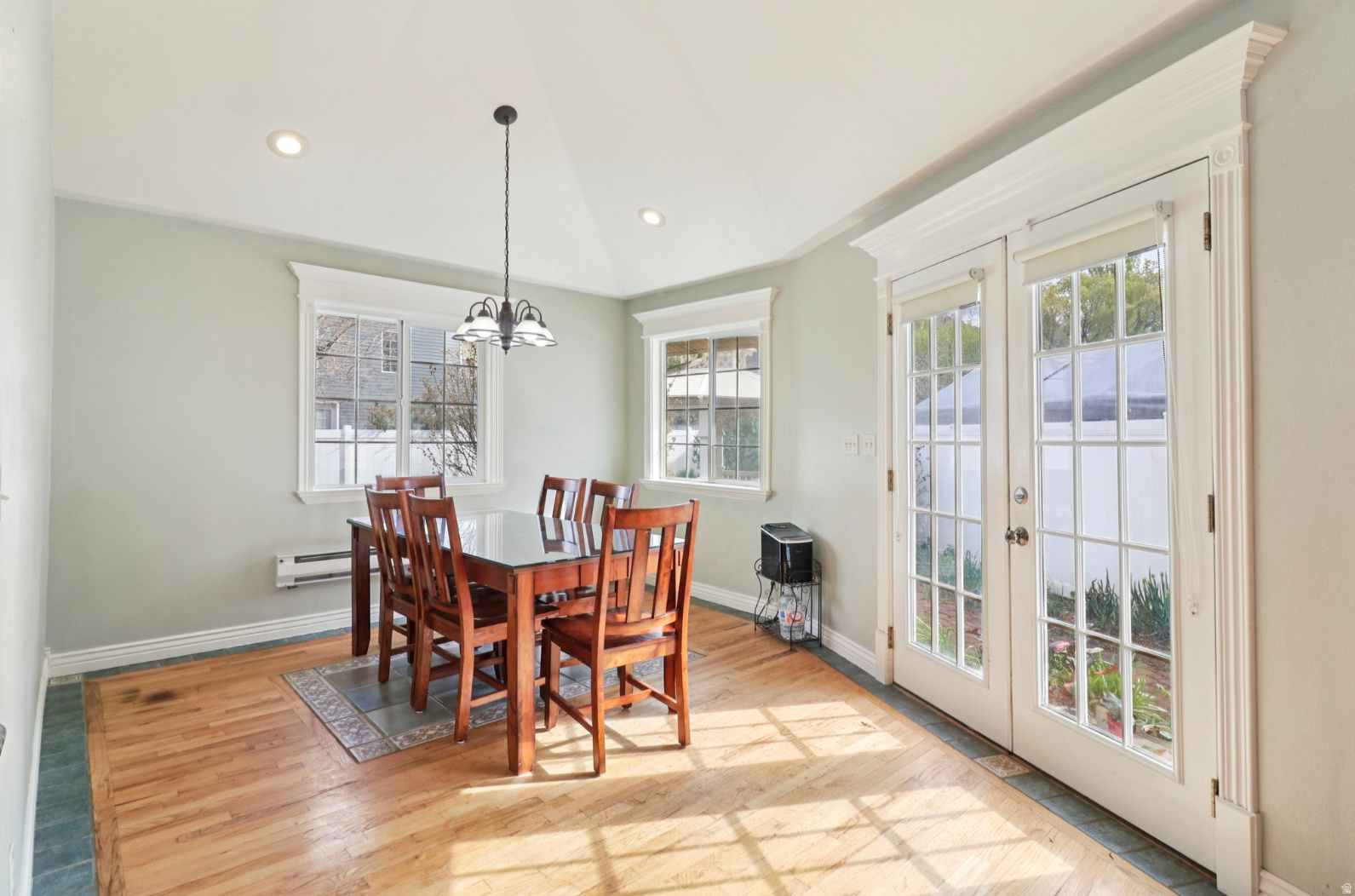 WINDSOR PARK - Residential