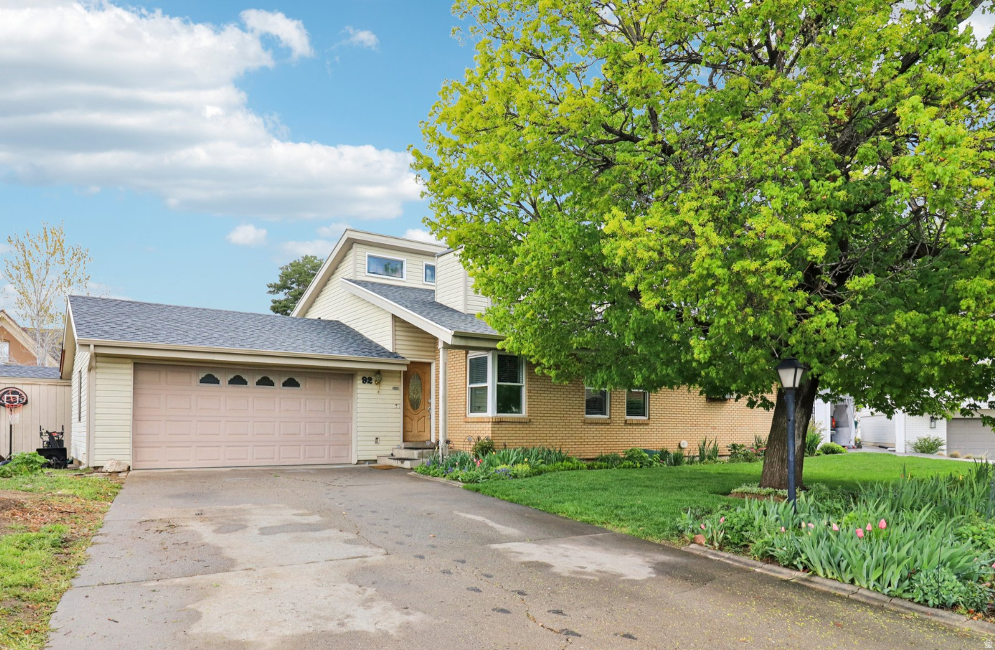 WINDSOR PARK - Residential