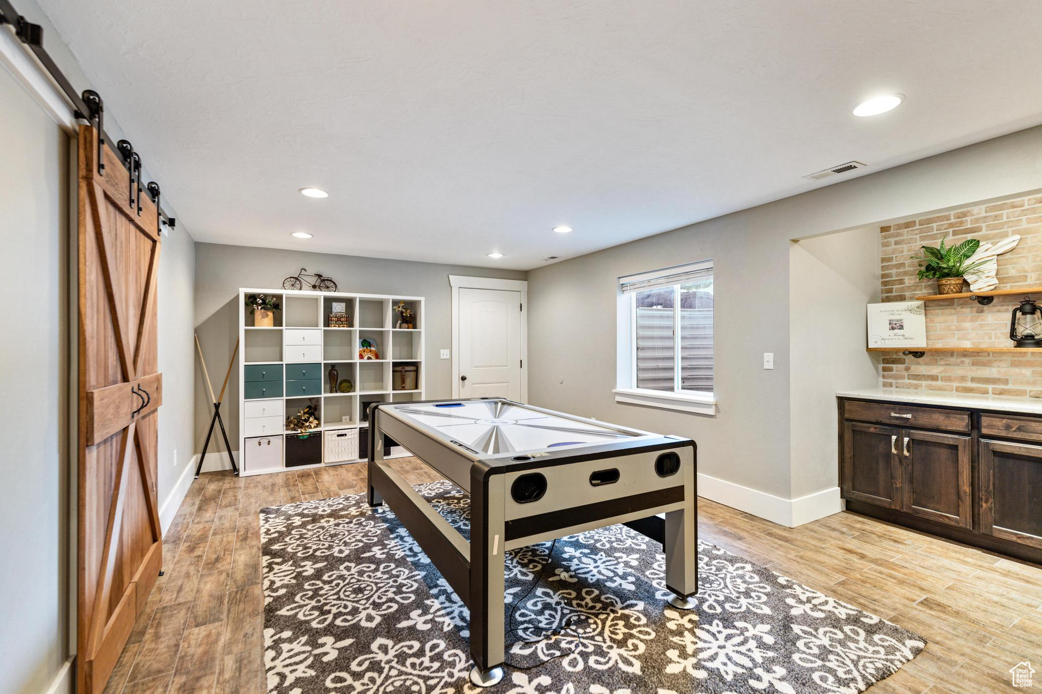 CHERRY CREEK HEIGHTS - Residential