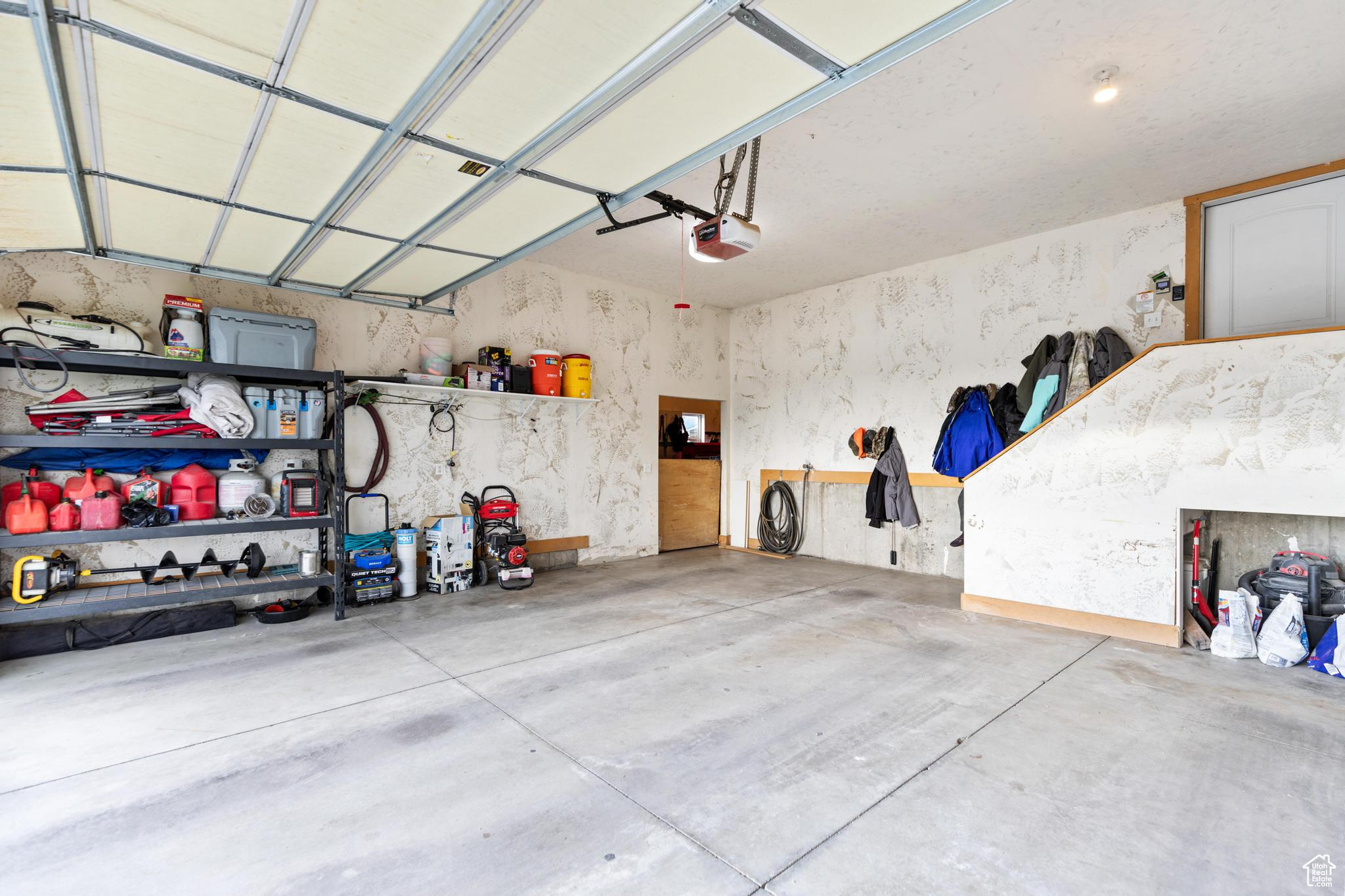 CHERRY CREEK HEIGHTS - Residential