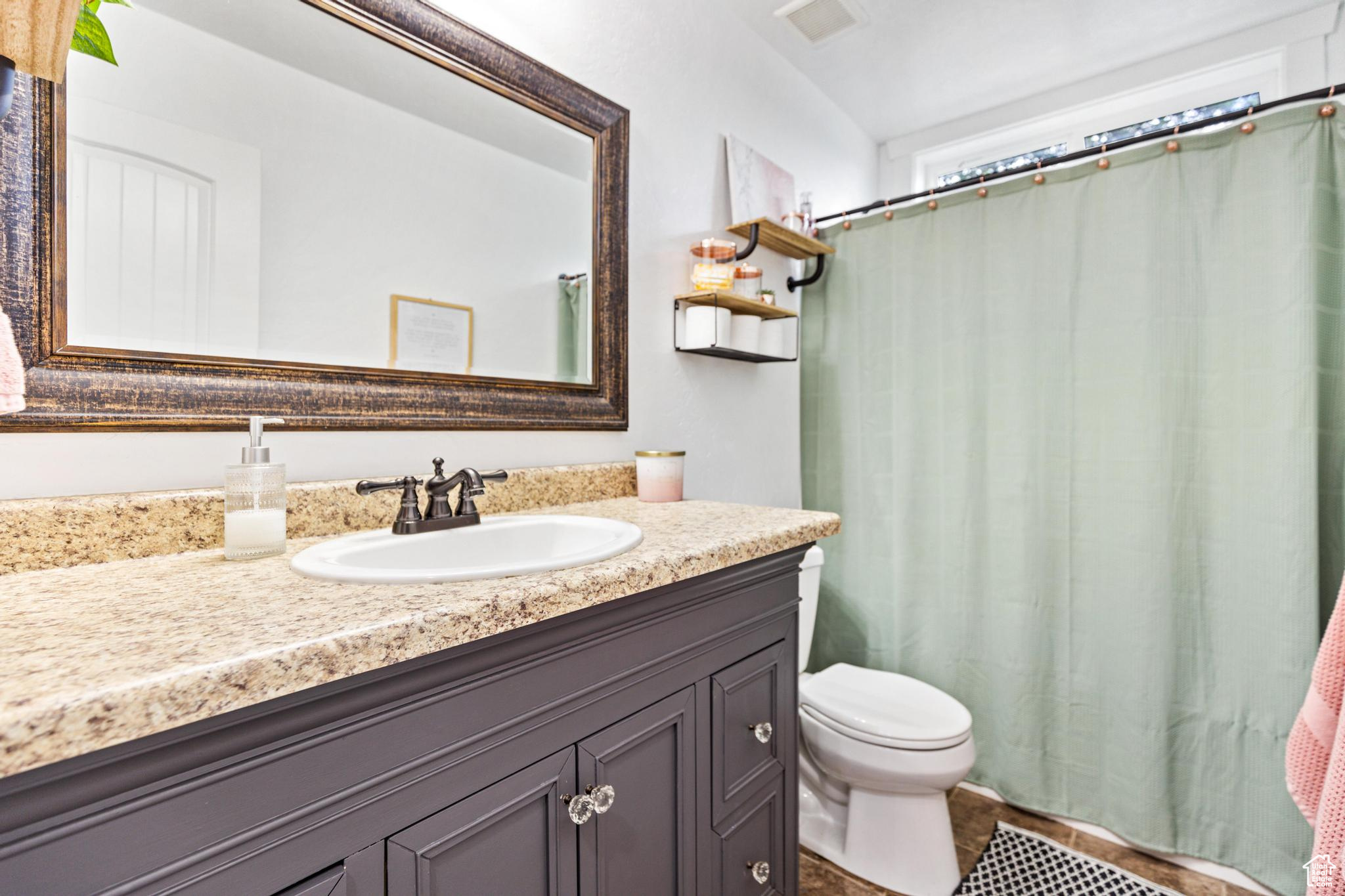 CHERRY CREEK HEIGHTS - Residential