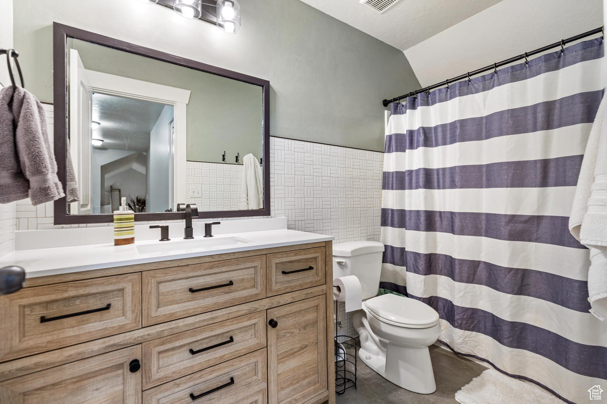 CHERRY CREEK HEIGHTS - Residential