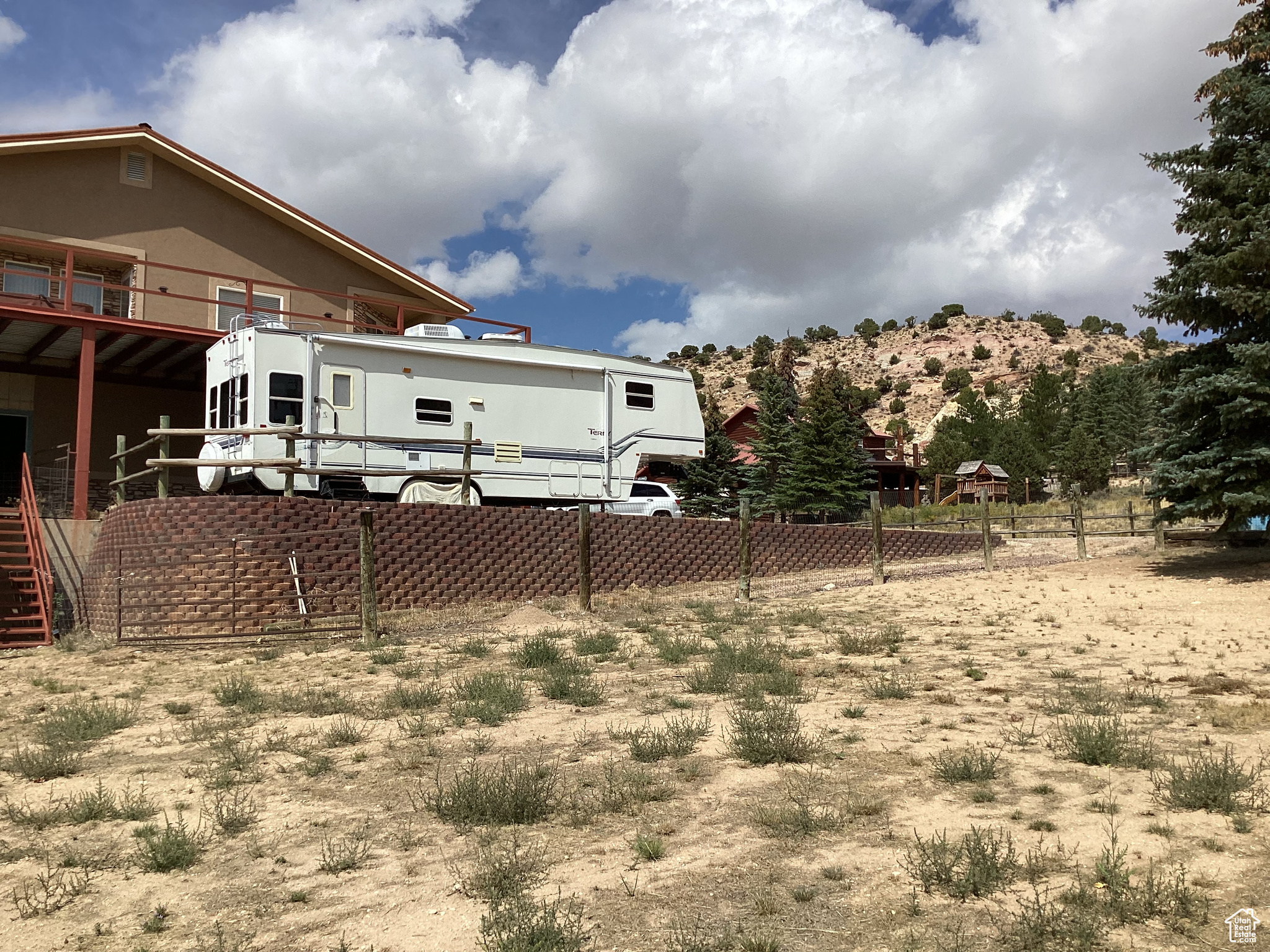 CEDAR CLIFF ESTATES - Residential