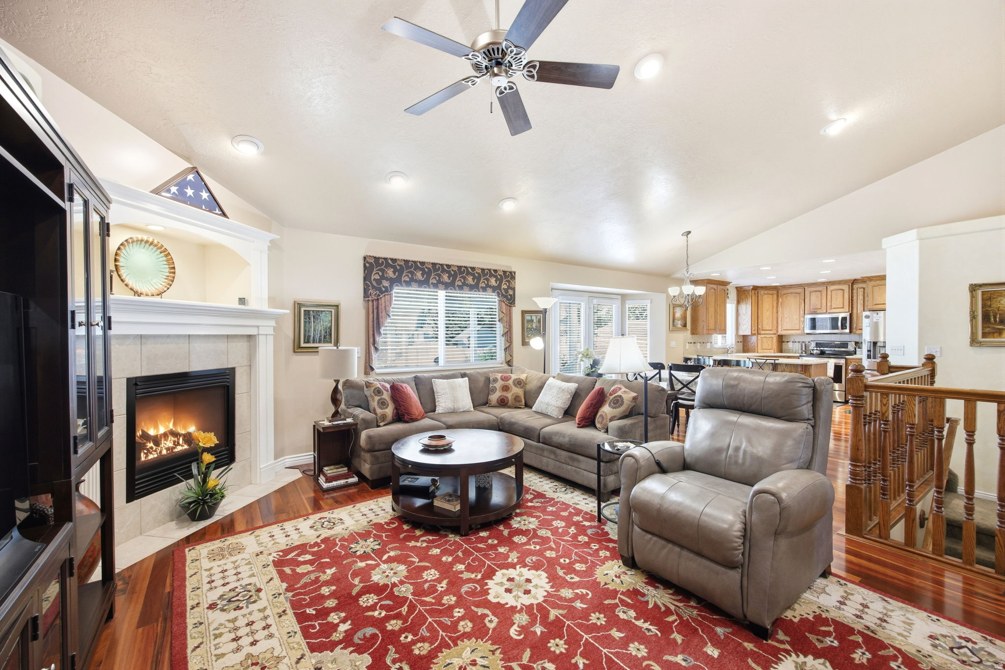 WHISPERING WILLOW - Residential