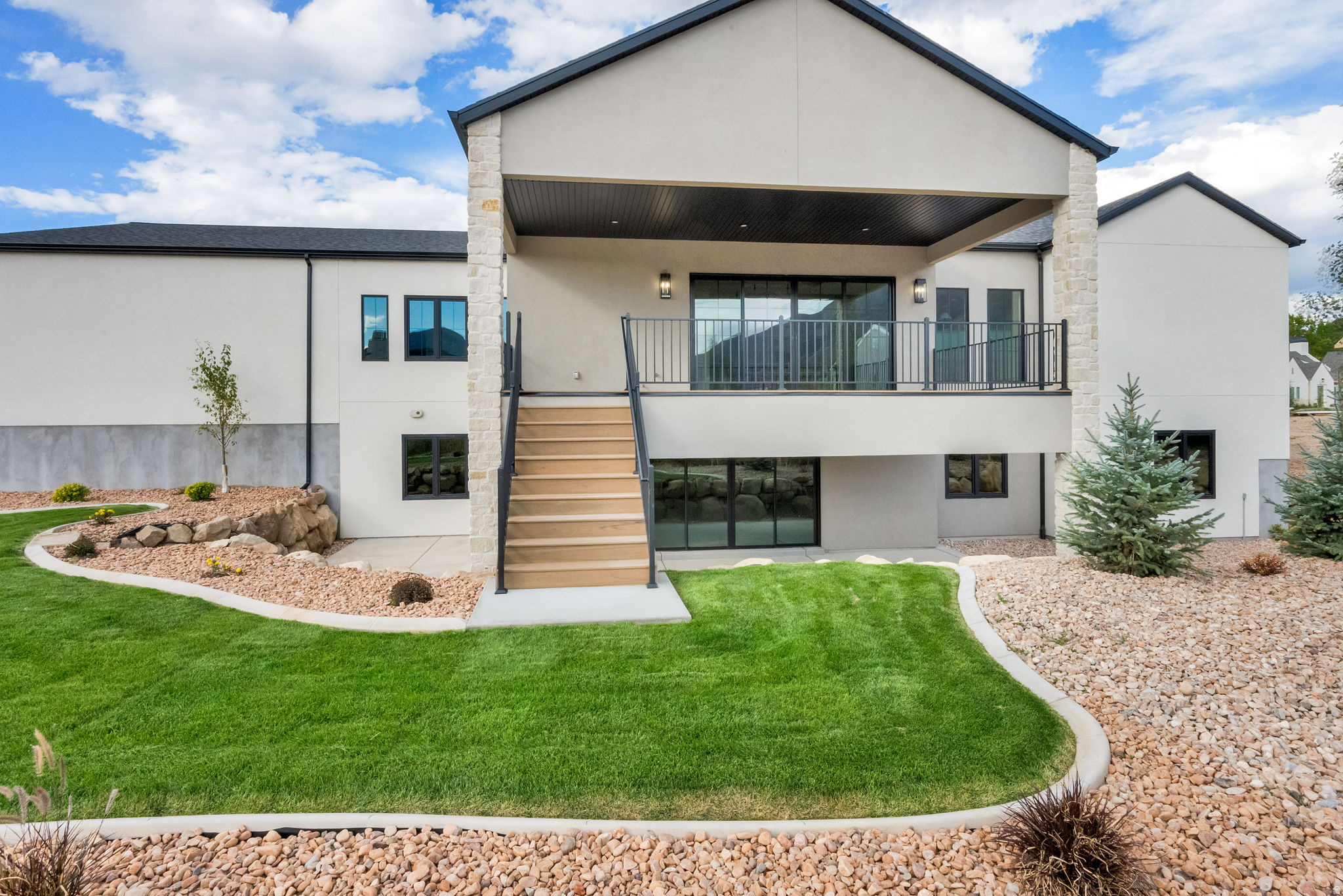 MAPLE LEAF COVE - Residential