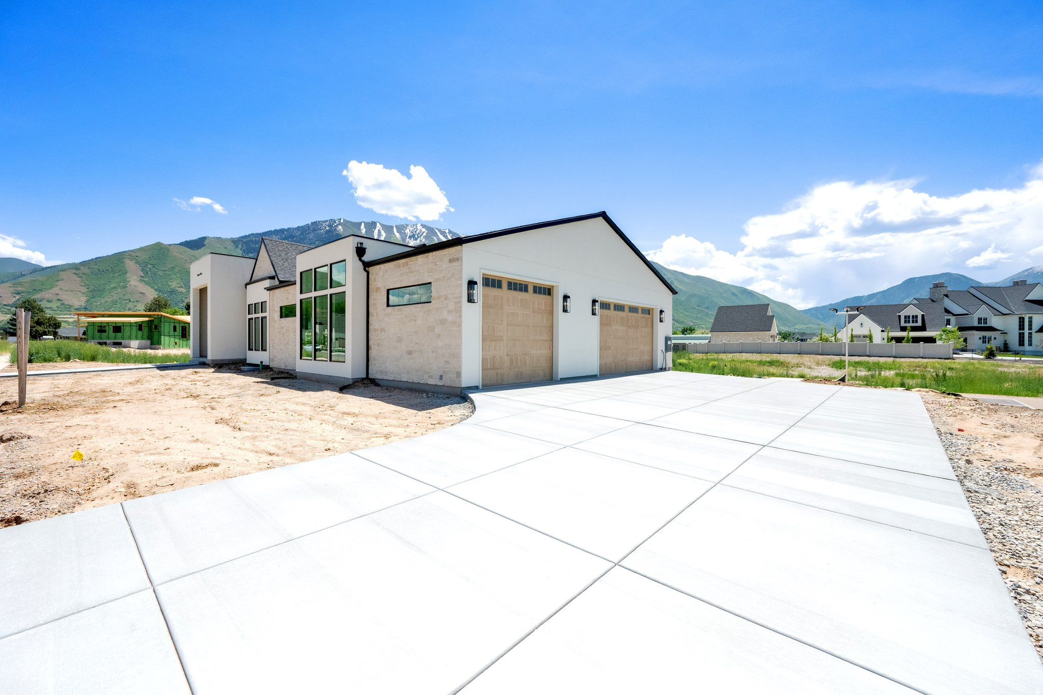 MAPLE LEAF COVE - Residential