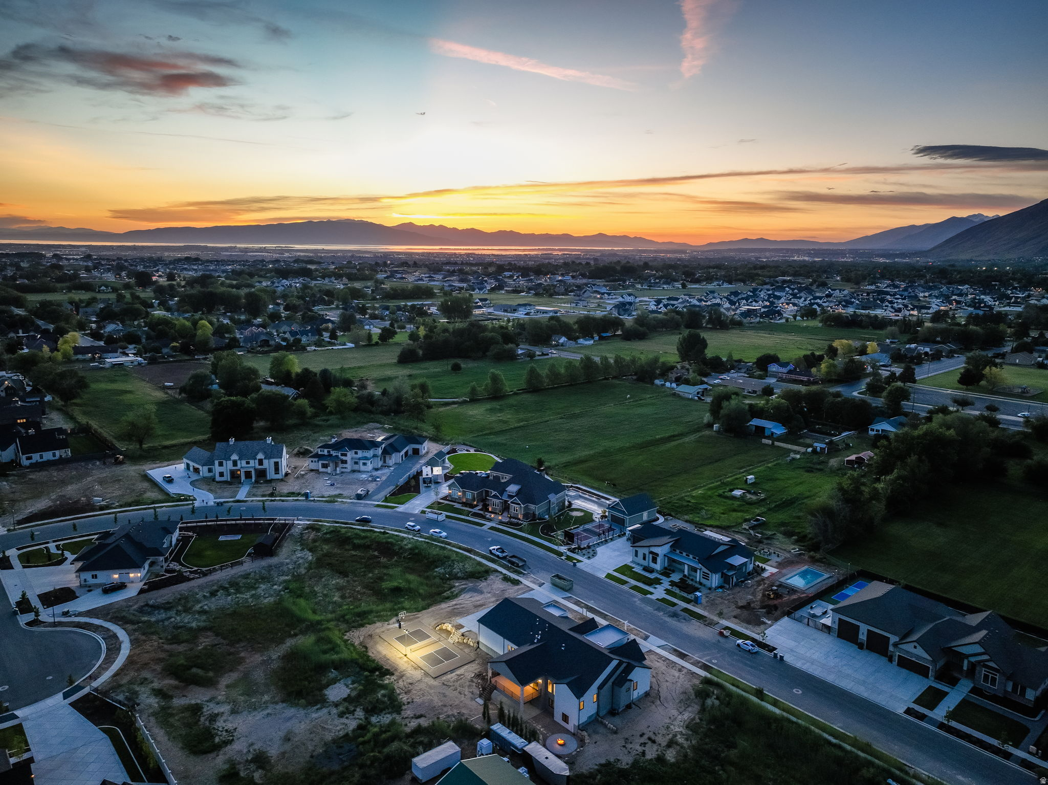 MAPLE LEAF COVE - Residential