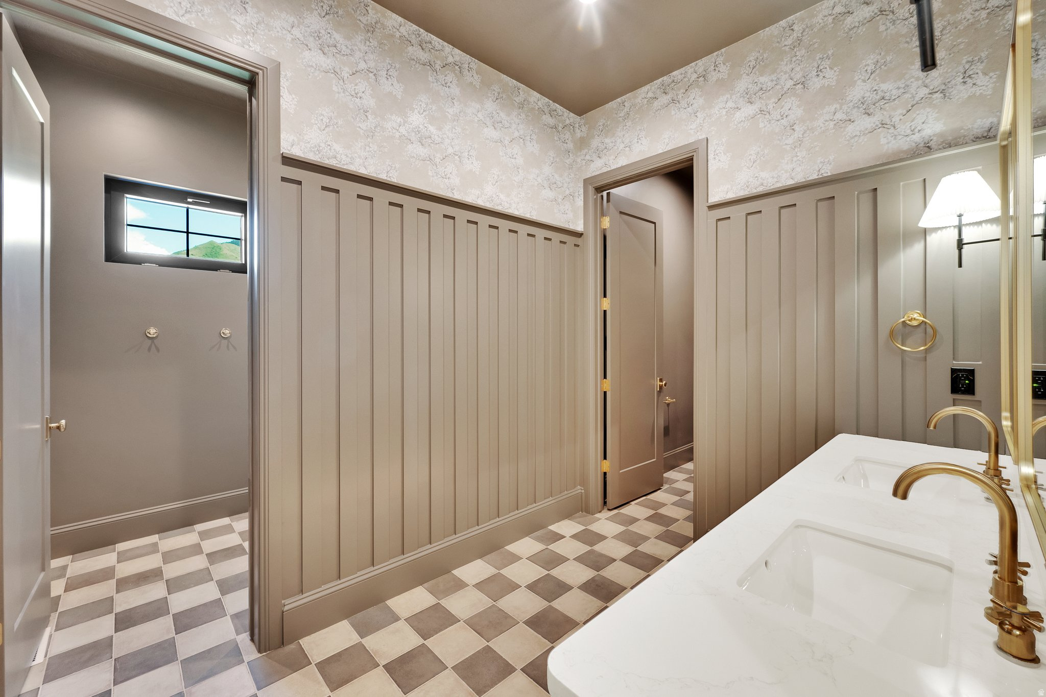 MAPLE LEAF COVE - Residential