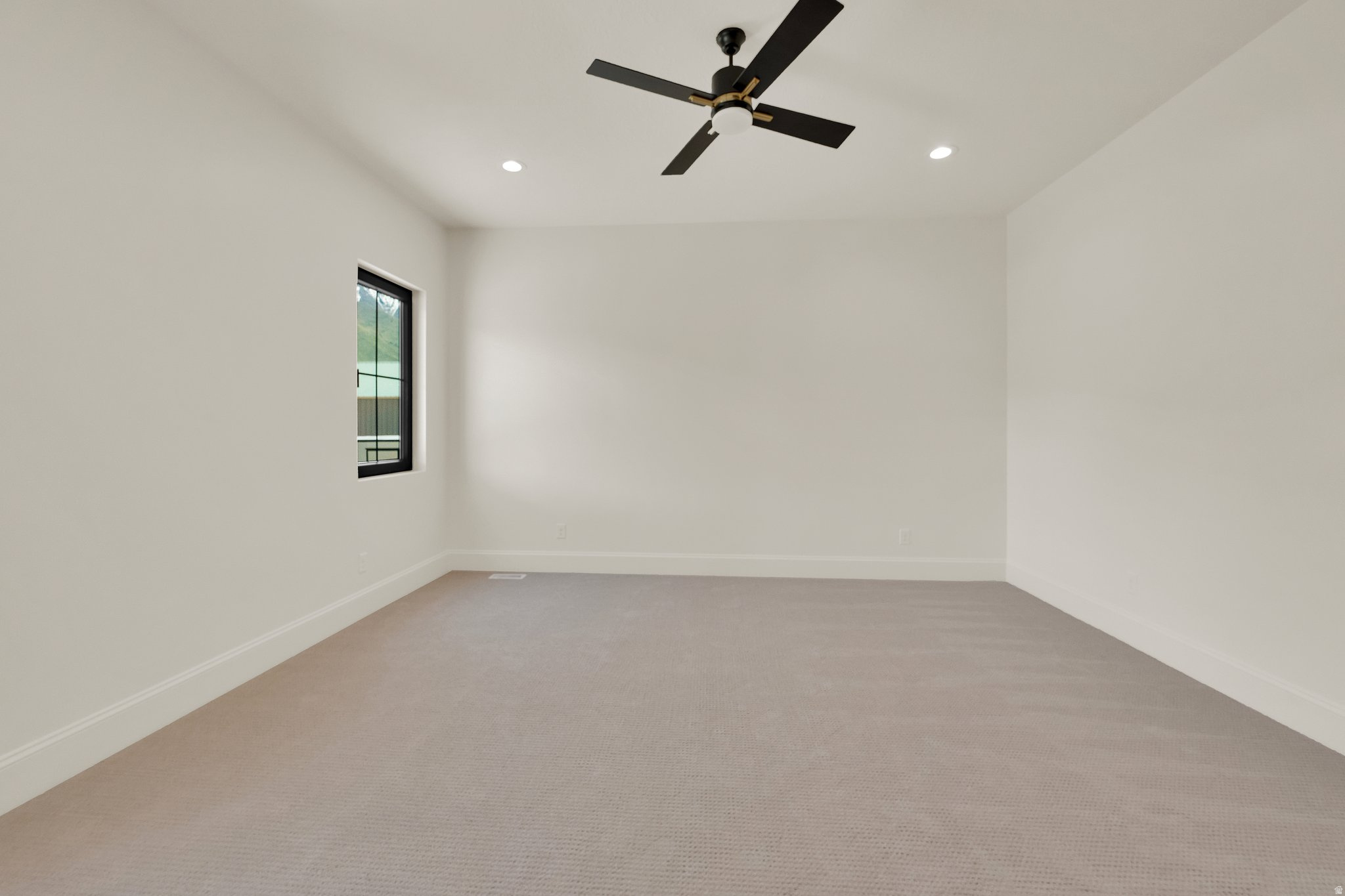 MAPLE LEAF COVE - Residential