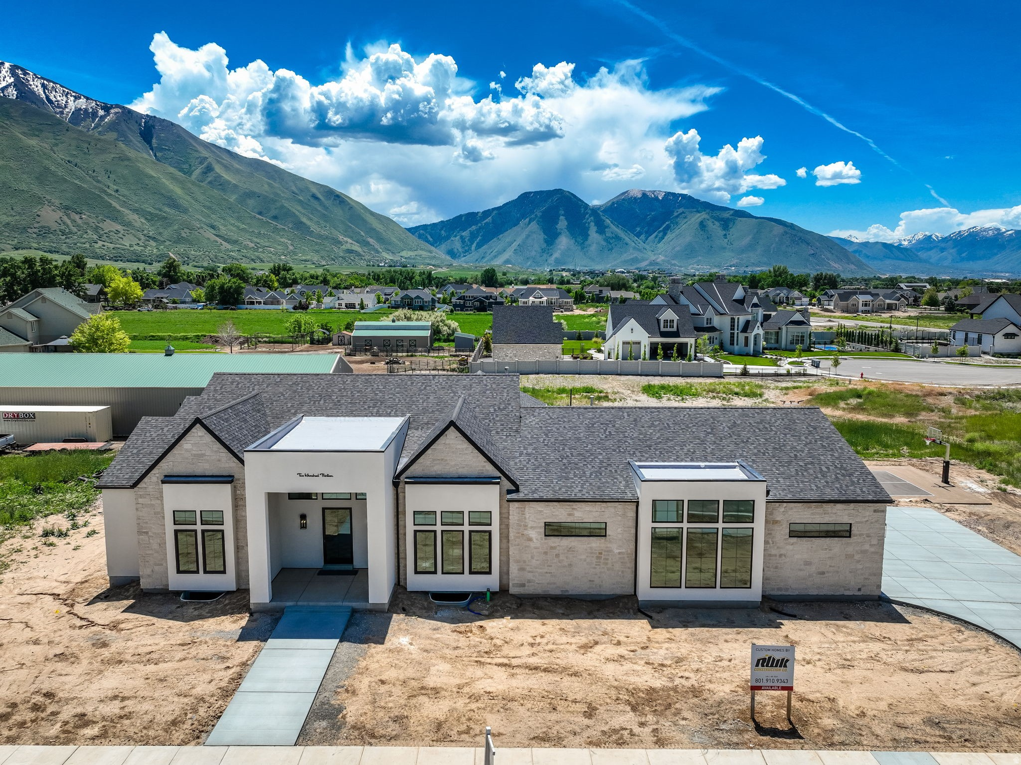 MAPLE LEAF COVE - Residential