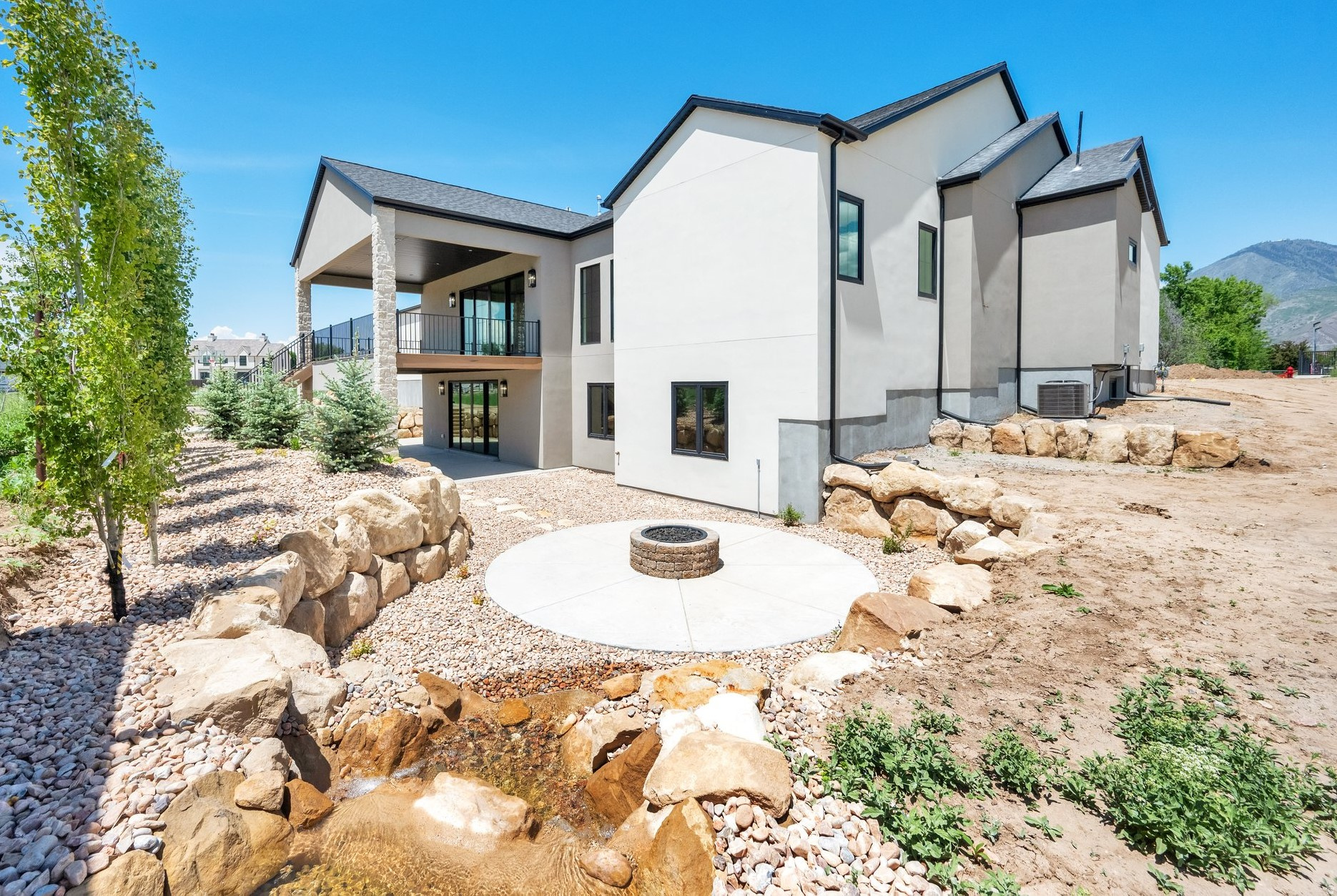 MAPLE LEAF COVE - Residential