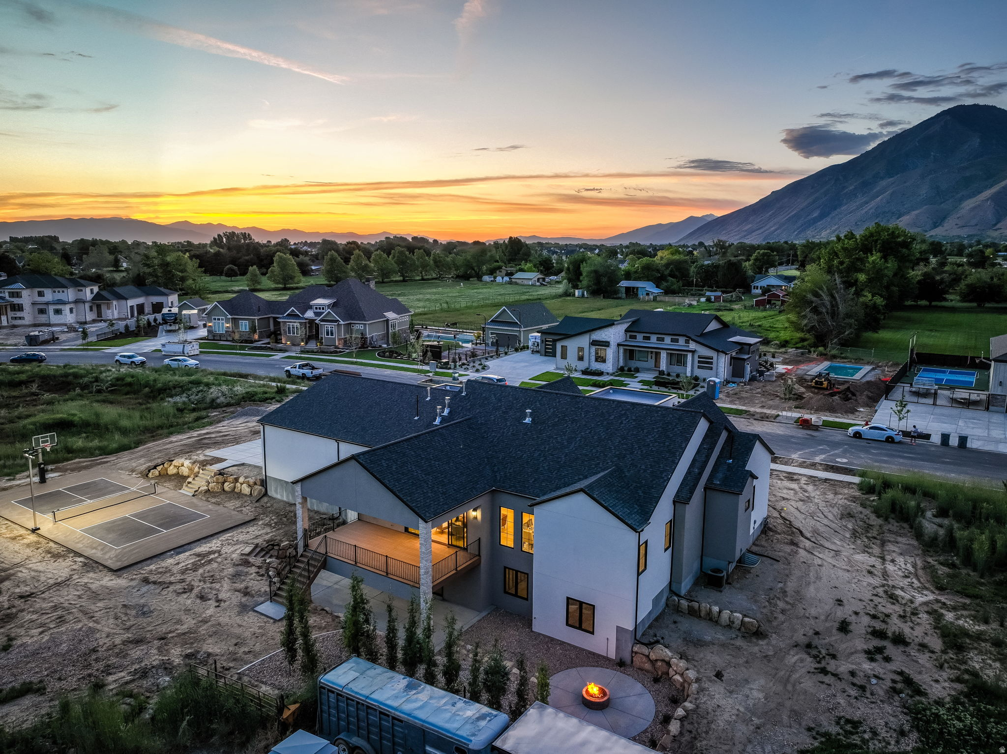 MAPLE LEAF COVE - Residential