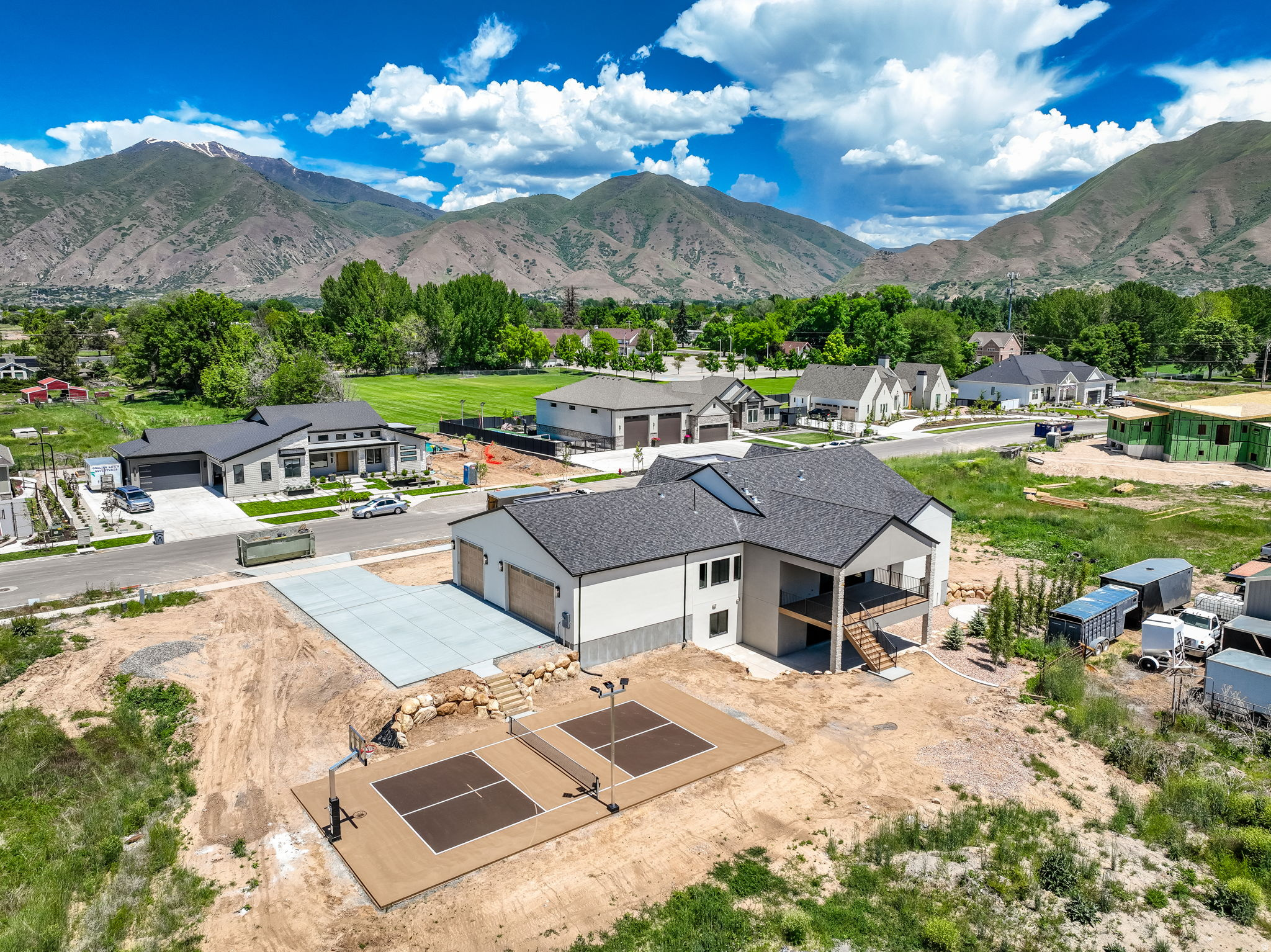 MAPLE LEAF COVE - Residential