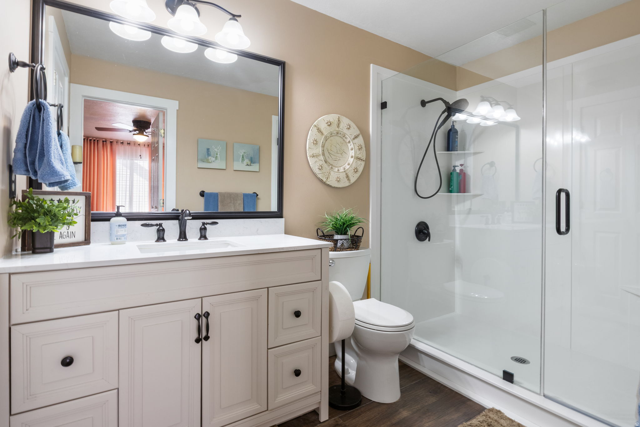 PETEETNEET ESTATES - Residential