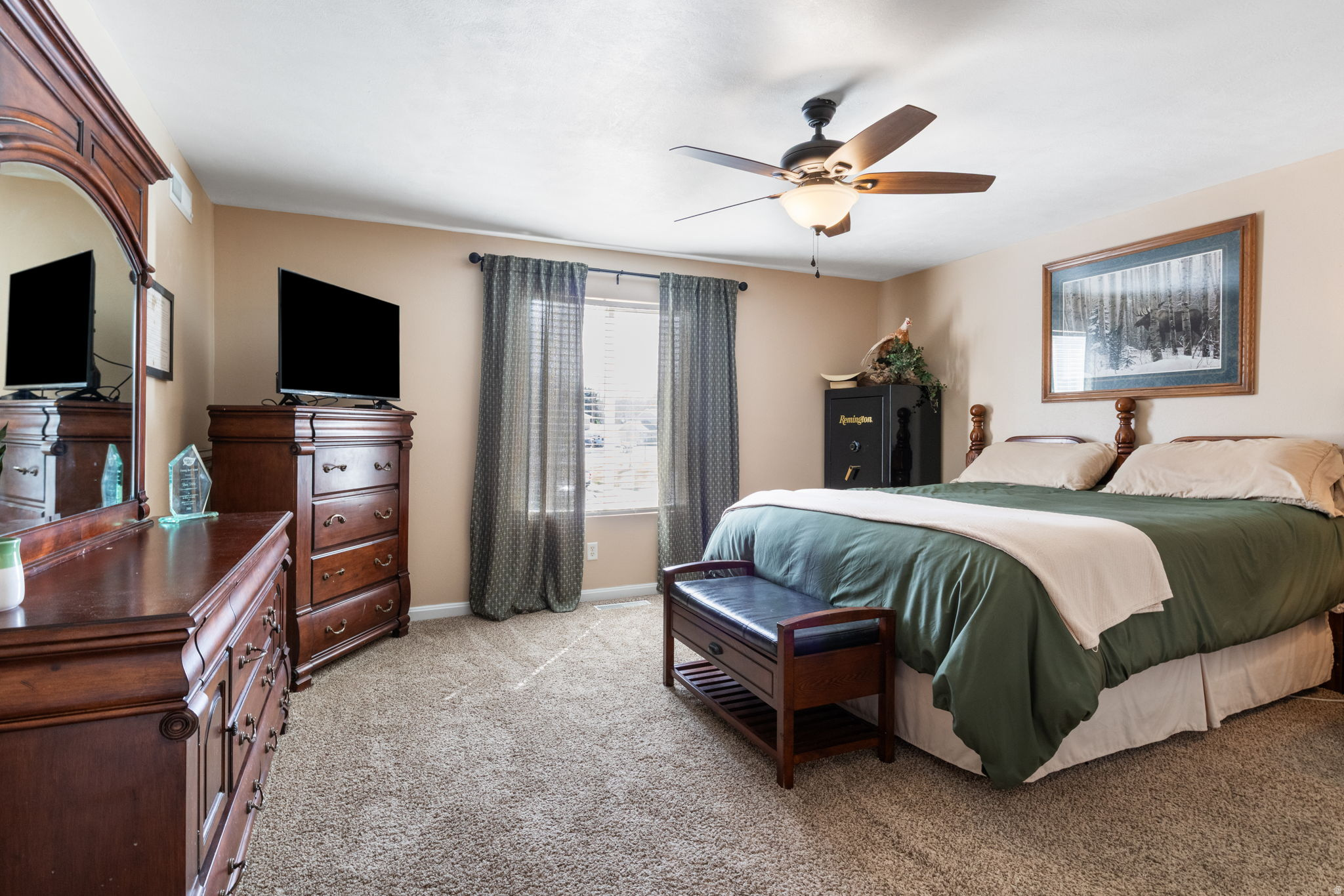 PETEETNEET ESTATES - Residential