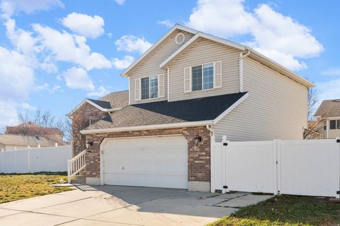 Tiny photo for 8246 S CREEKWOOD CIR, West Jordan, UT 84088 (MLS # 2128518)