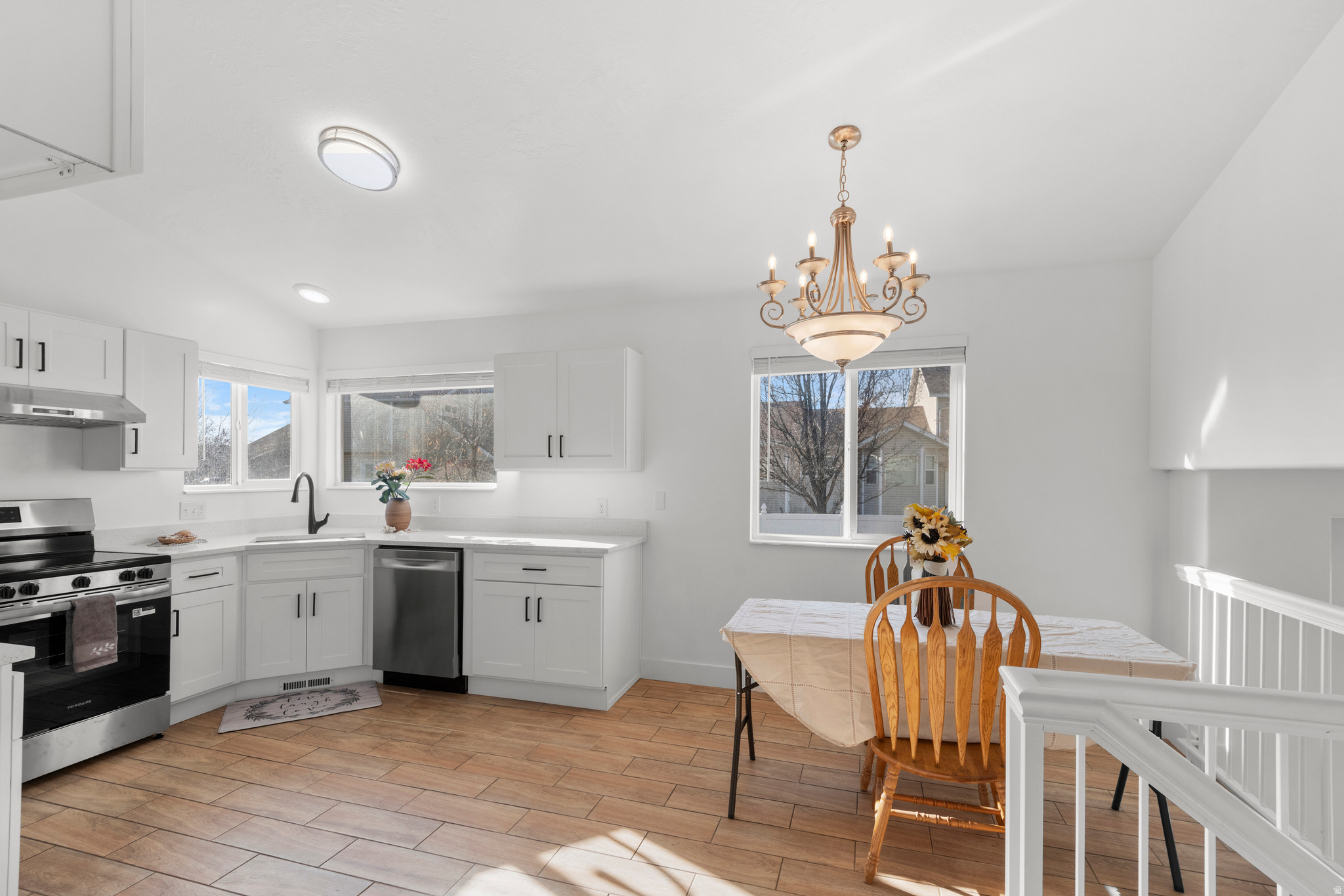 CREEKWOOD - Residential