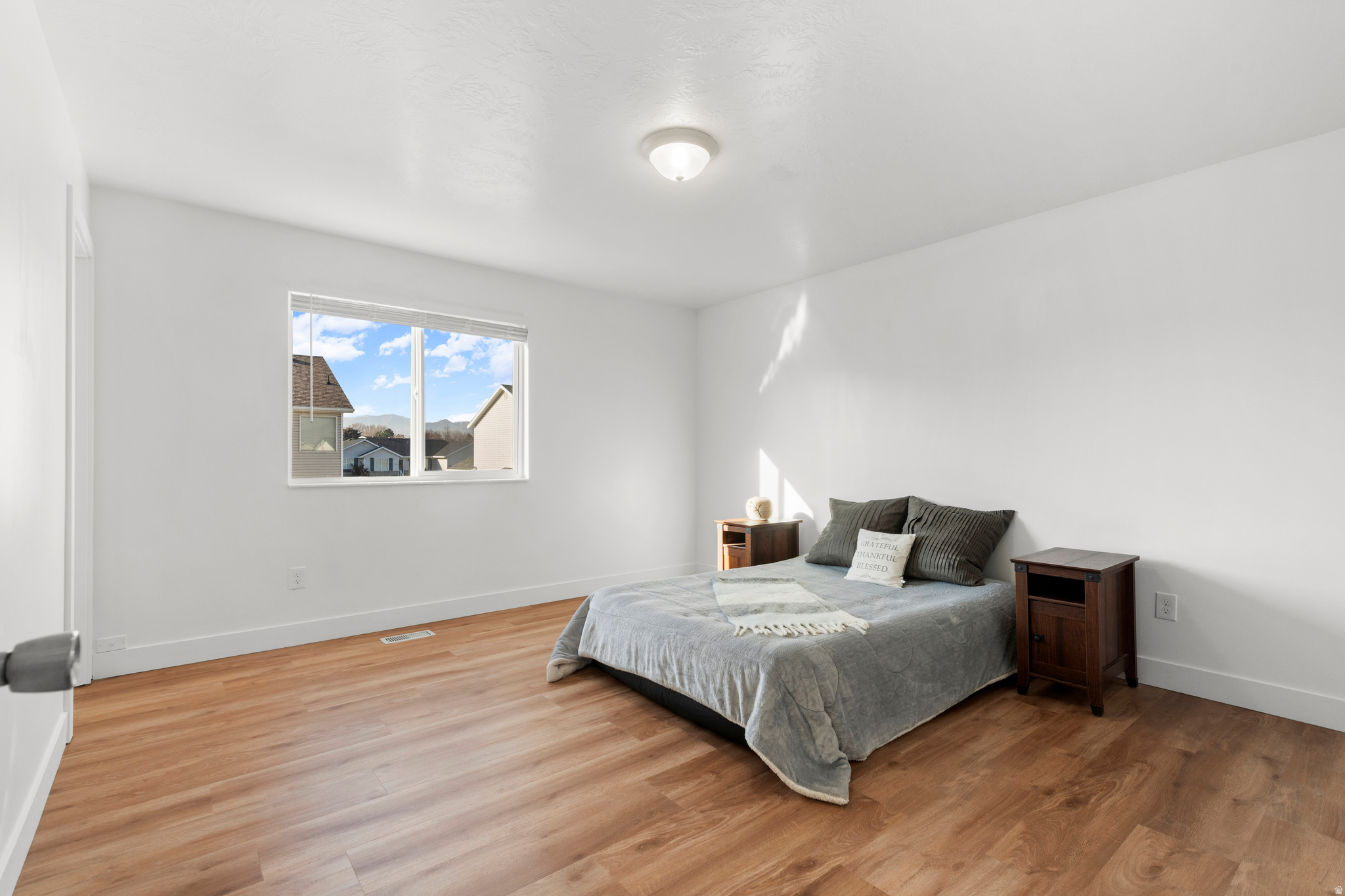 CREEKWOOD - Residential