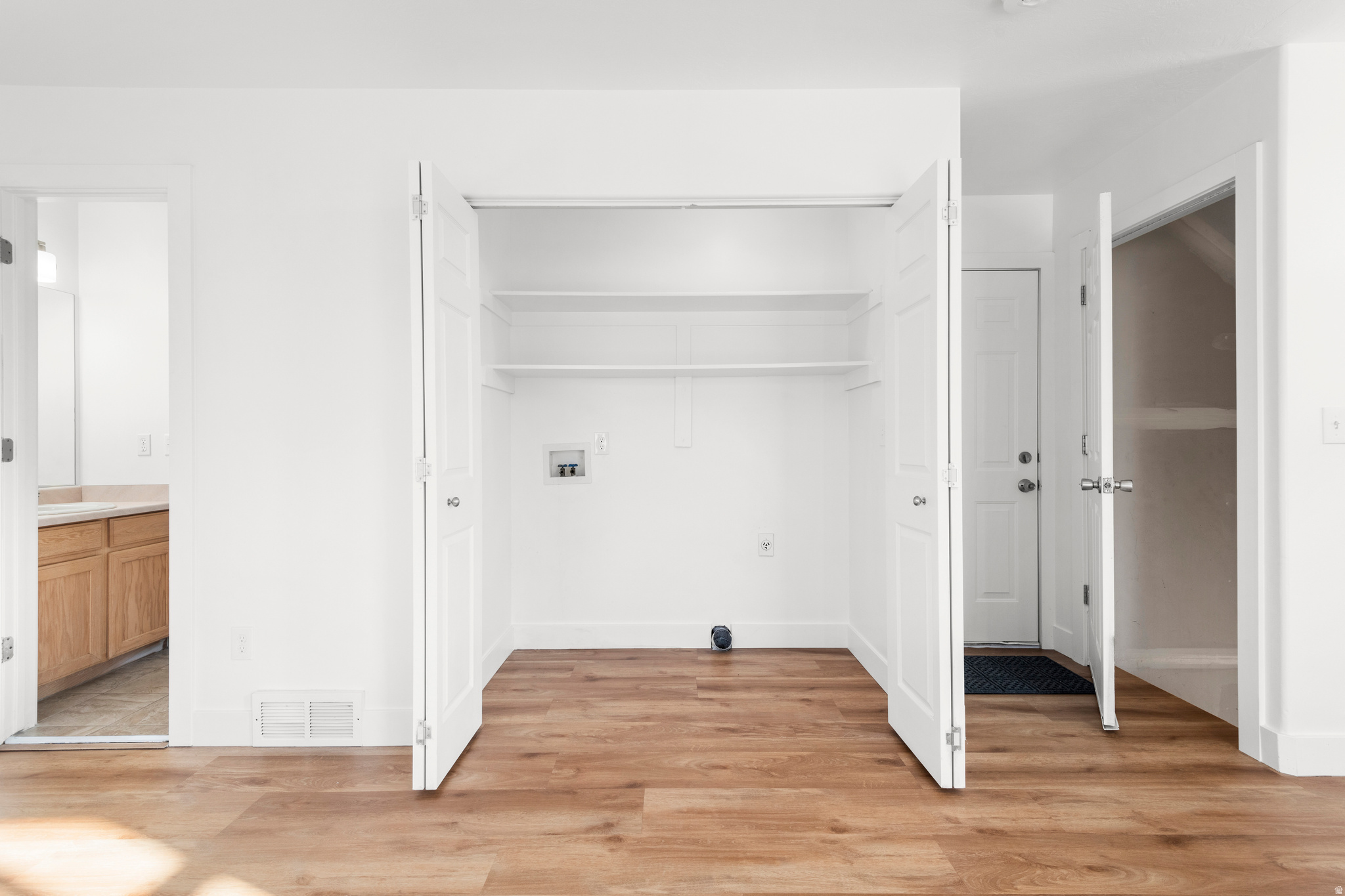 CREEKWOOD - Residential