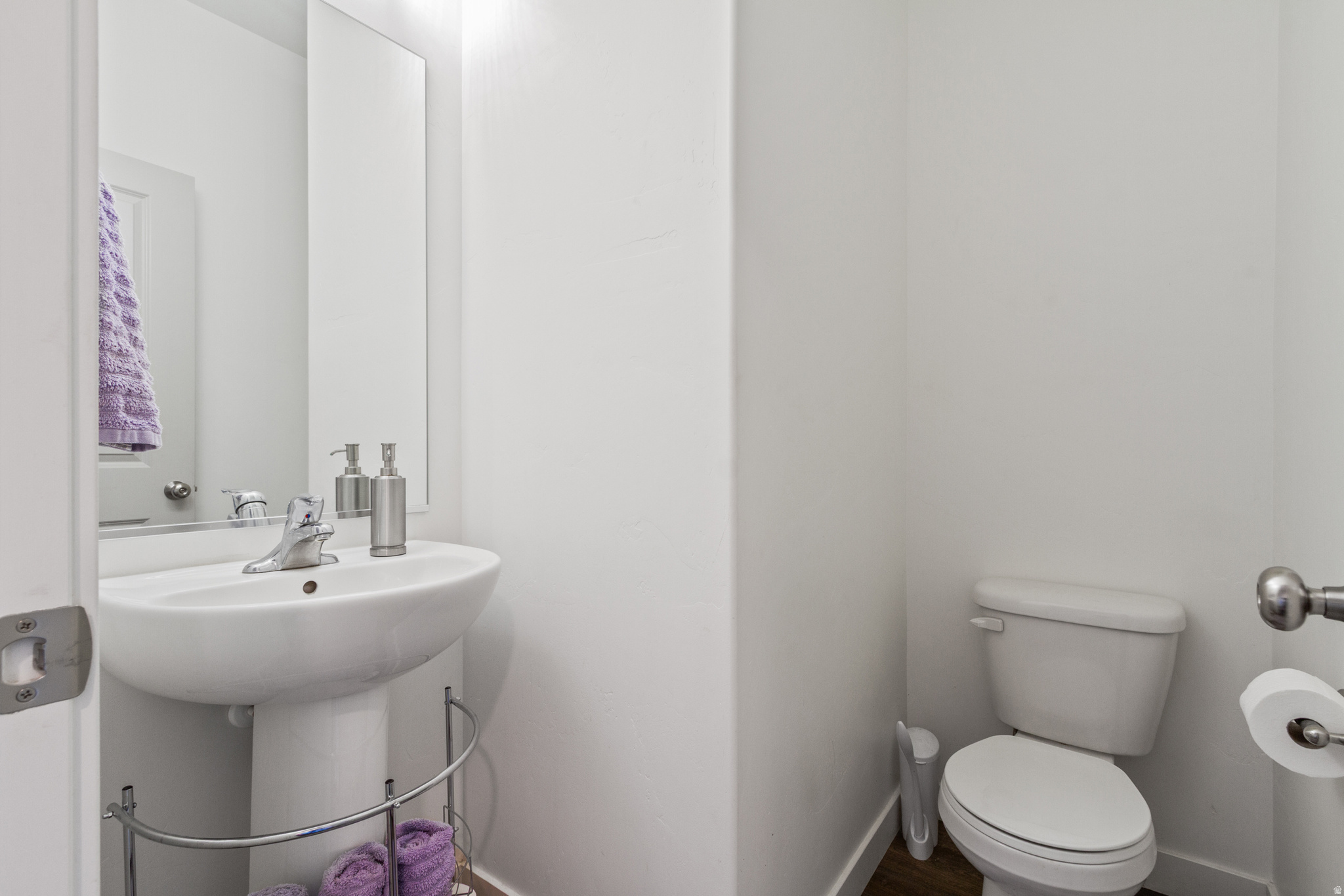 COURTYARD AT GREEN - Residential