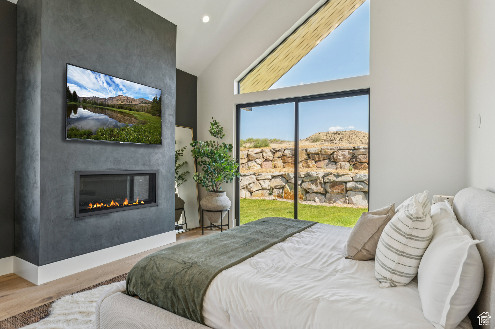 SILVER CREEK ESTATES - Residential