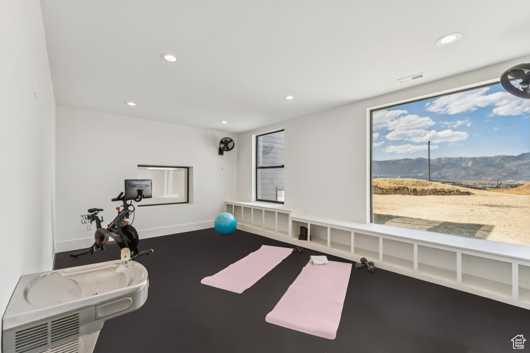 SILVER CREEK ESTATES - Residential