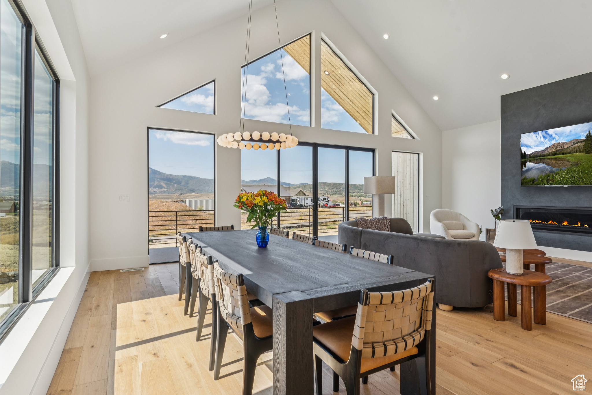 SILVER CREEK ESTATES - Residential