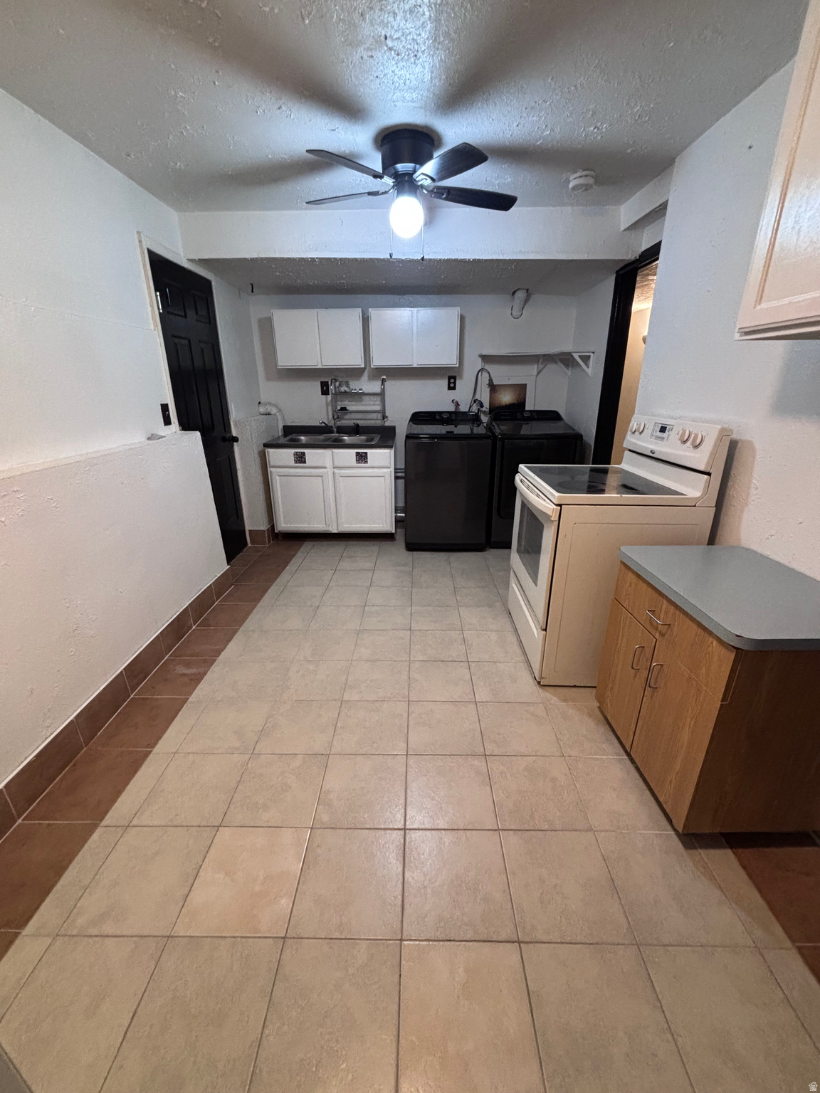 SUNDIAL PARK - Residential