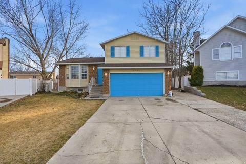 Photo of 6758 S BLUE FLOWER CT, West Jordan, UT 84081 (MLS # 2139498)